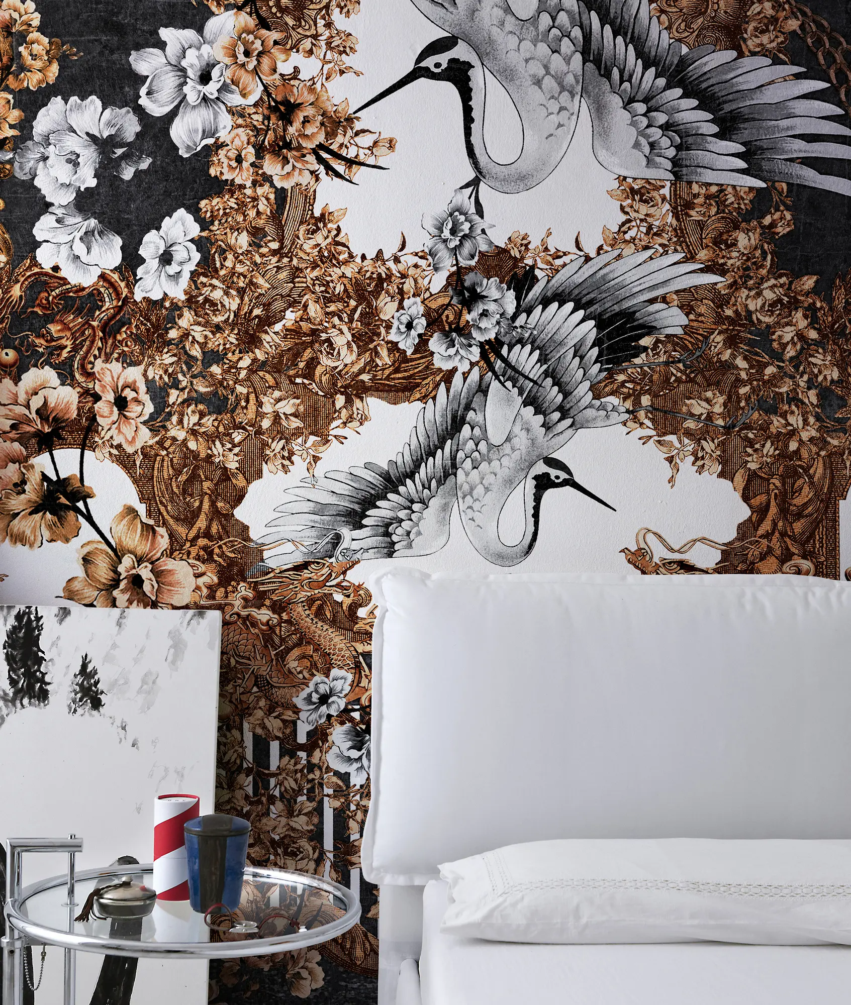 LONDONART - East Meets West