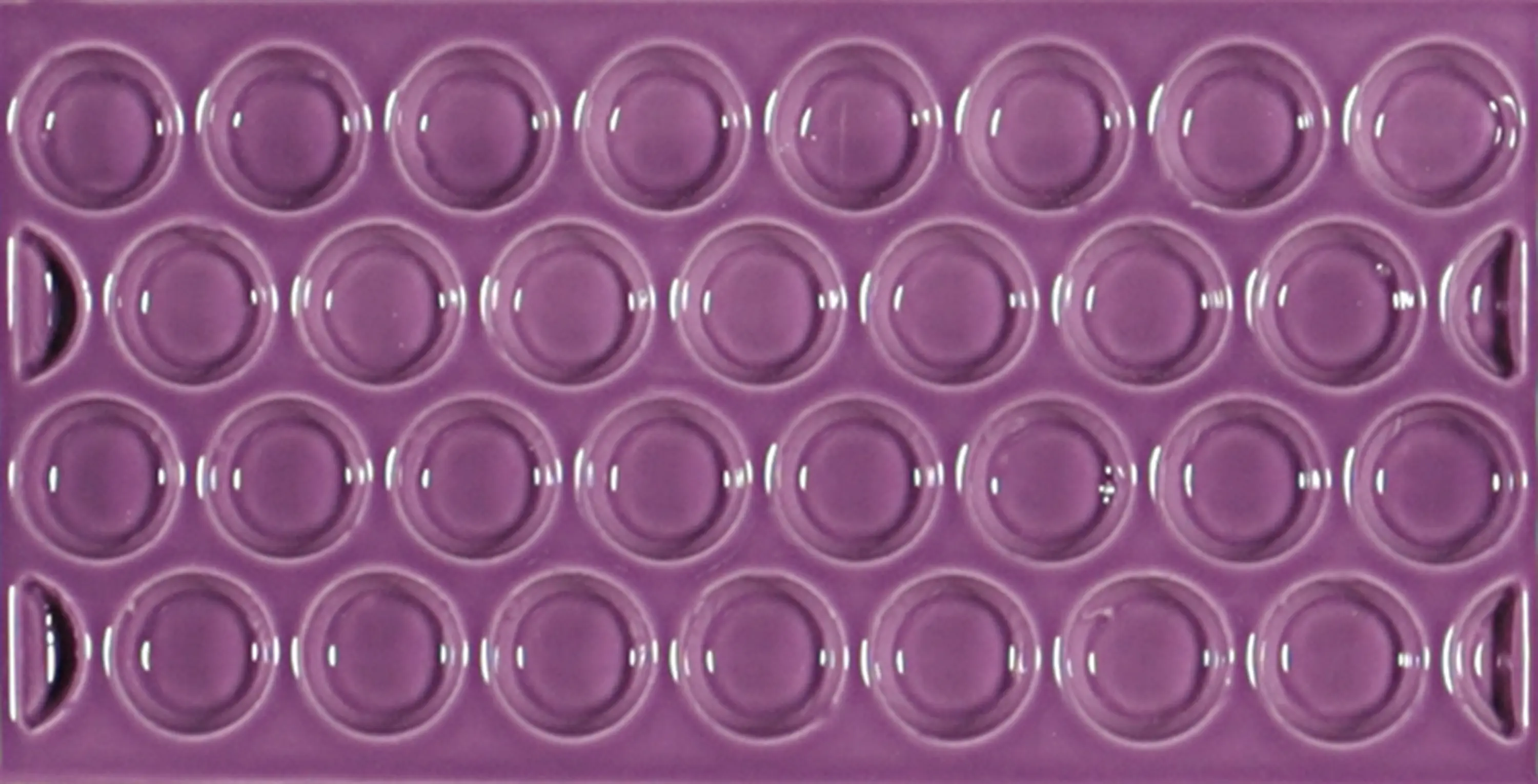 CARMEN - Adobe | Morado