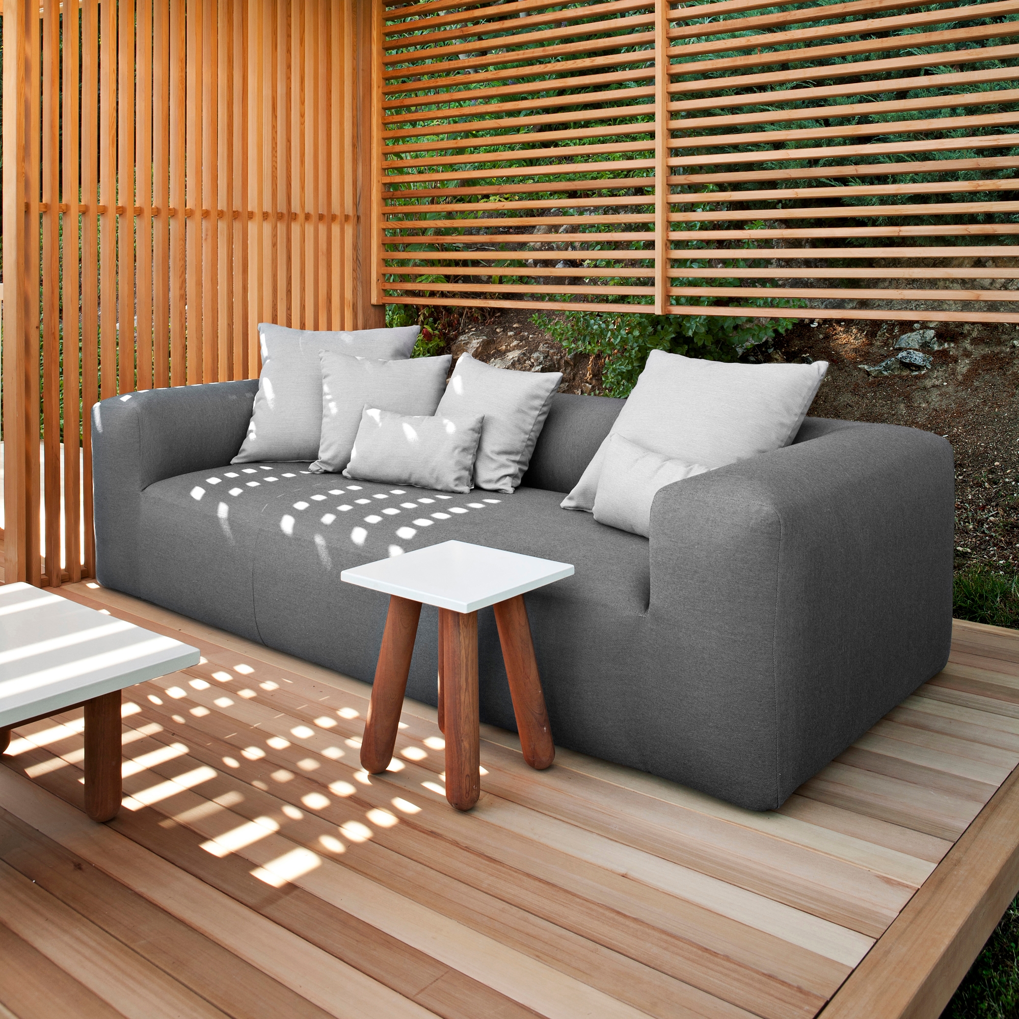 Display product Montecarlo Sofa from manufacturer Exteta