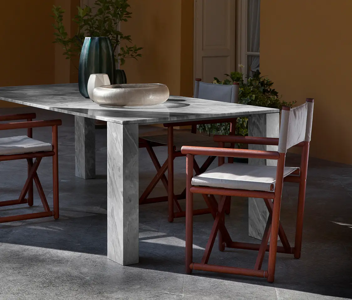 Exteta - Stone Table