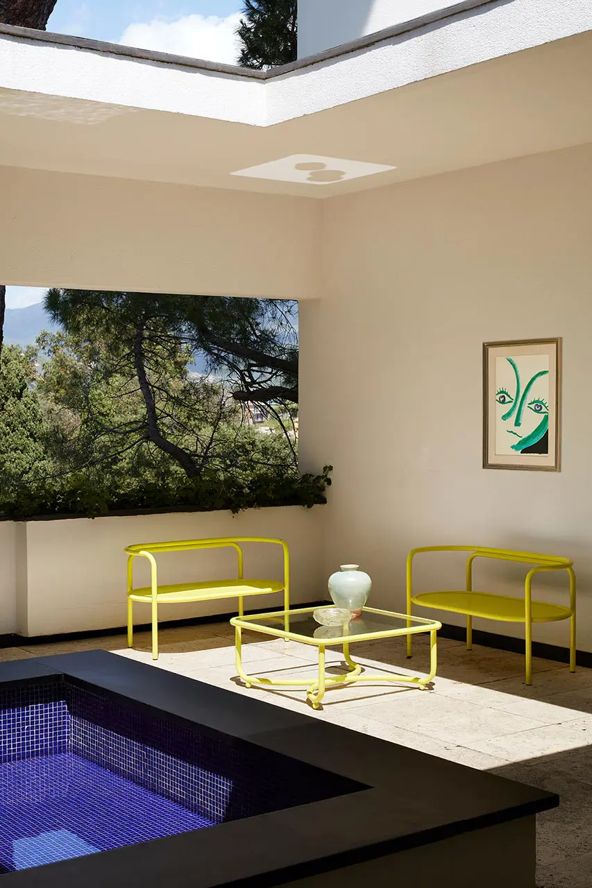 Exteta - Locus Solus Loveseat