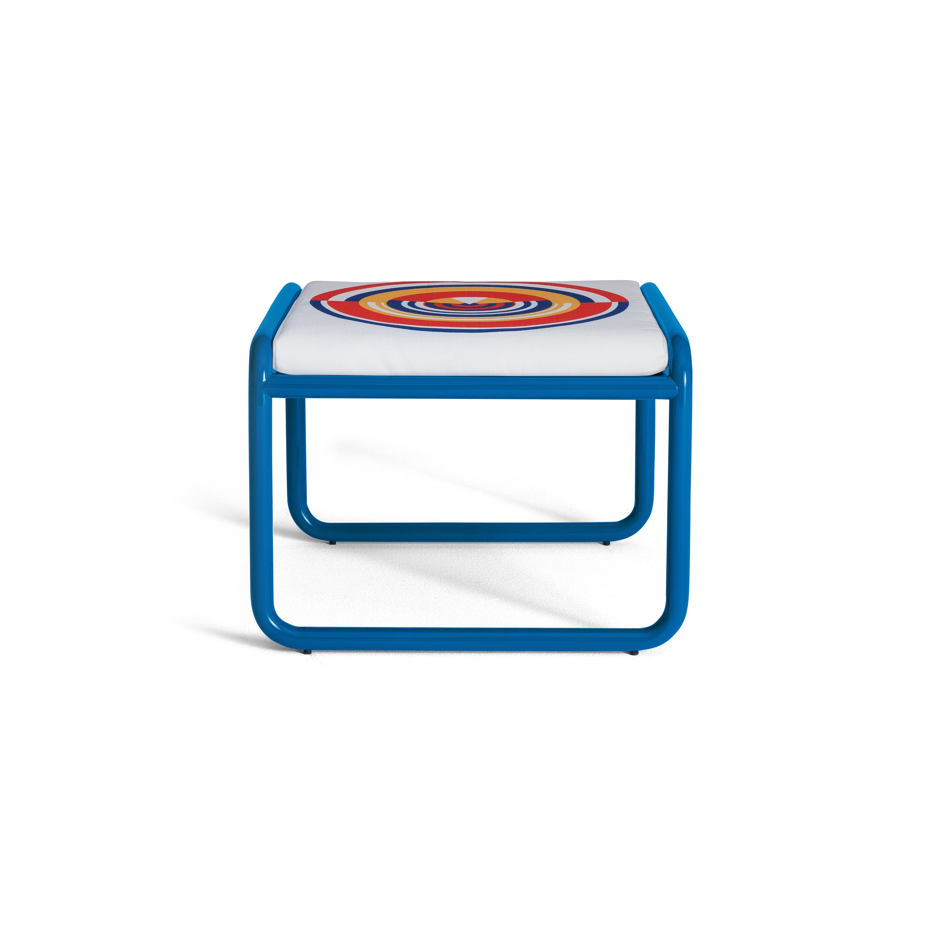 Display product Locus Solus Pouf from manufacturer Exteta