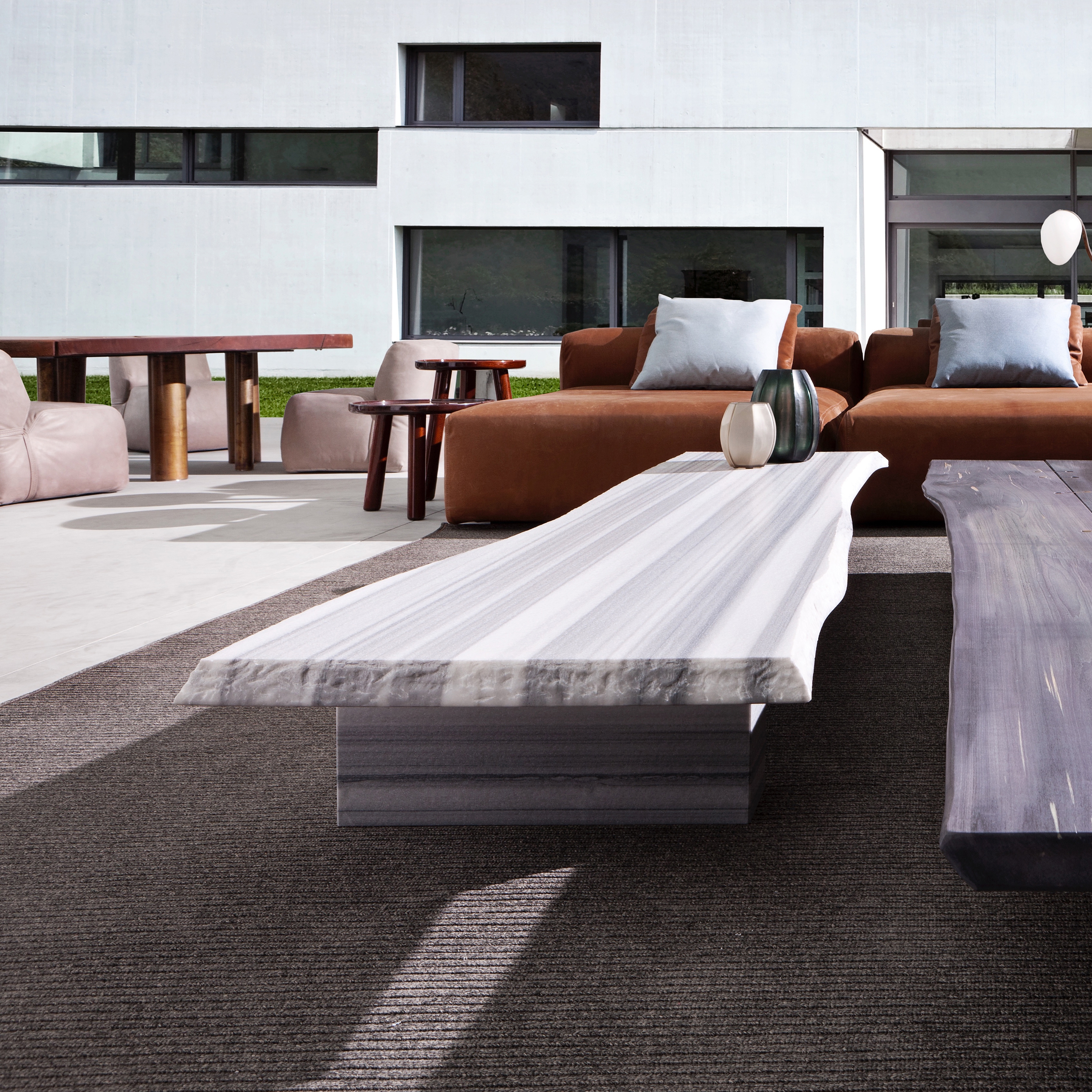 Produkt 10th Joint Stone Coffee Table des Herstellers Exteta anzeigen