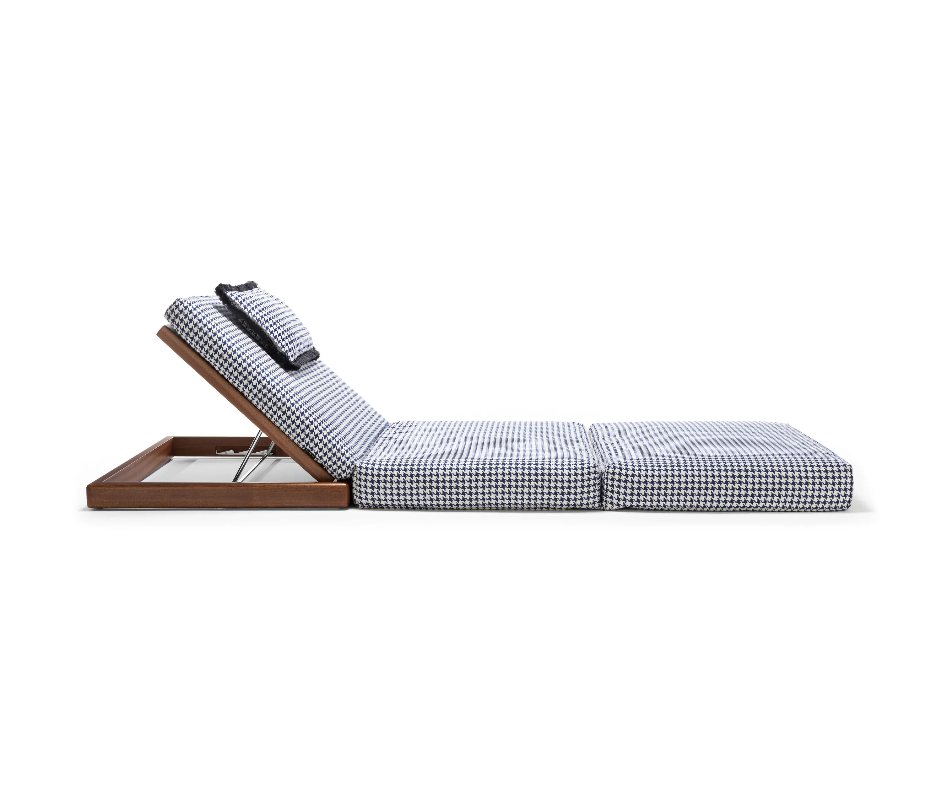 Exteta - Sunset Poolside Bed