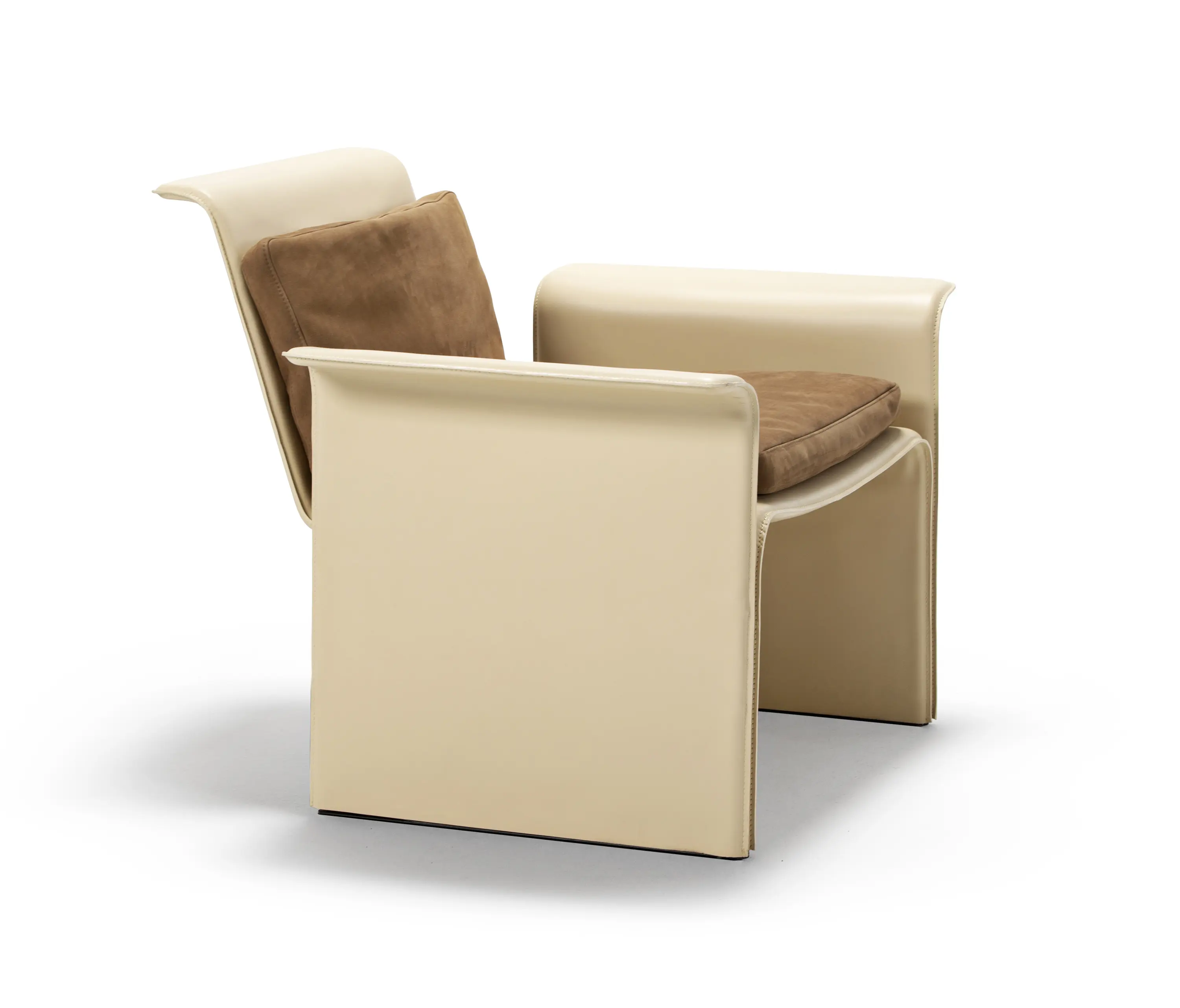 Exteta - Shell Armchair