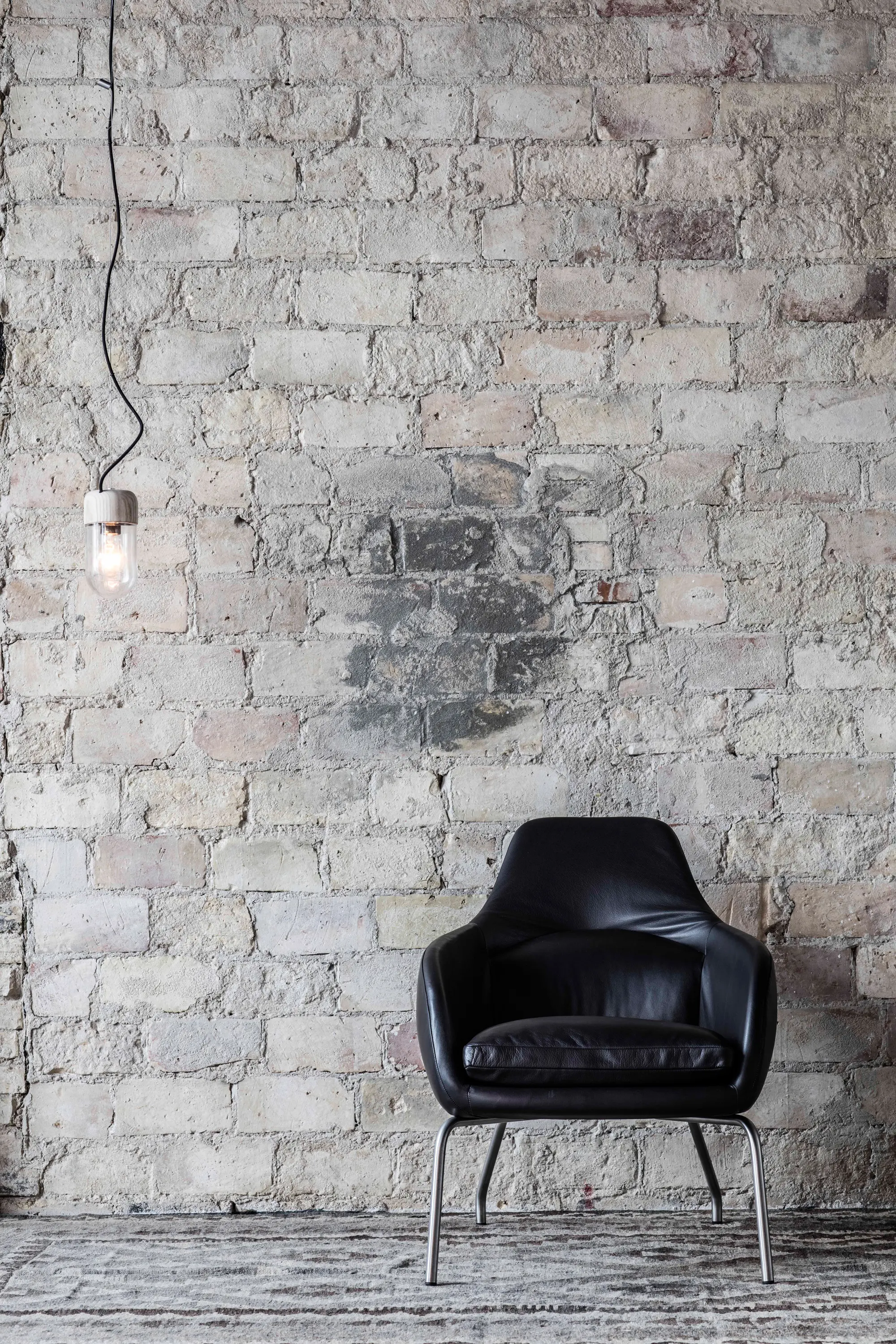 Bent Hansen - Asento black base