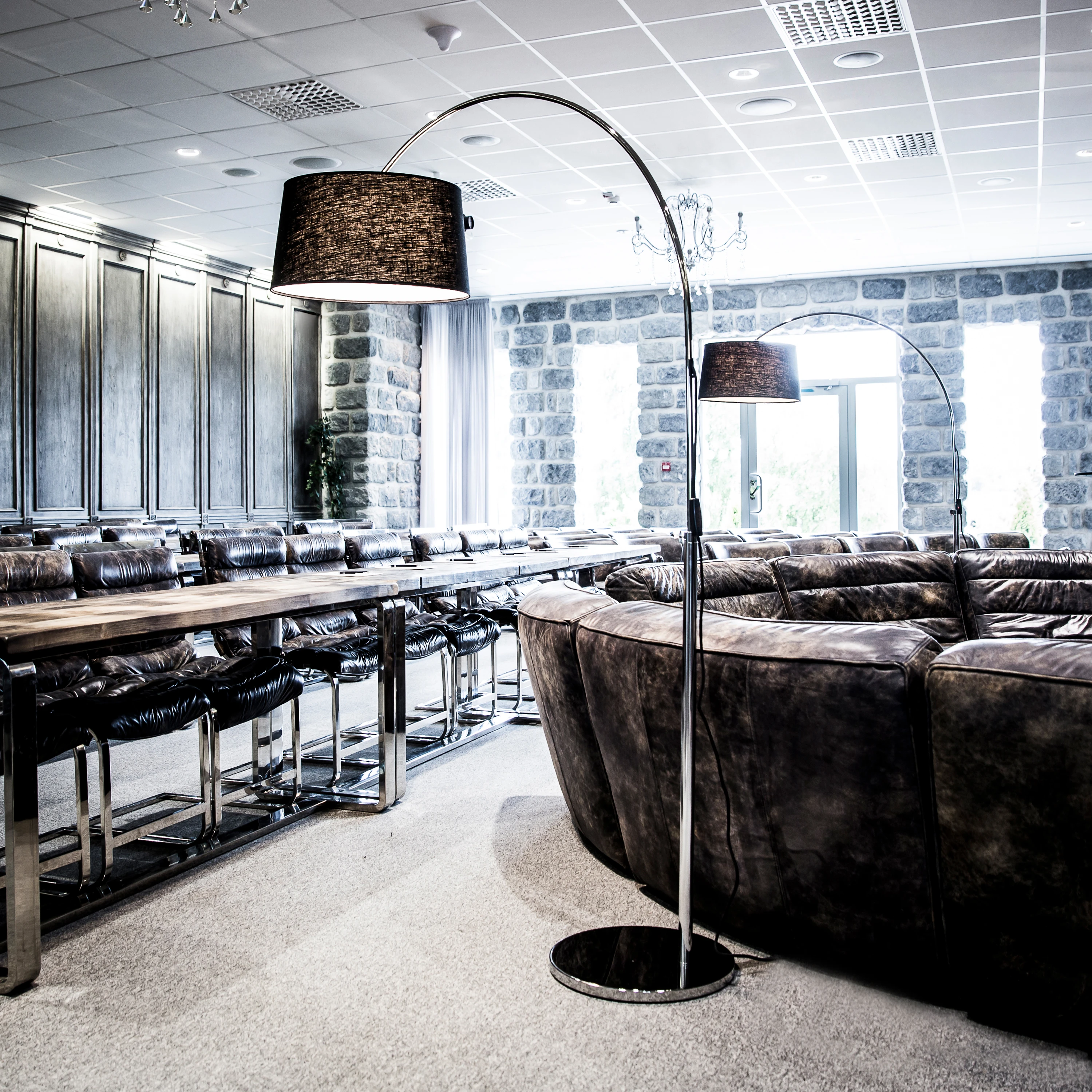 FLOOR LAMPS