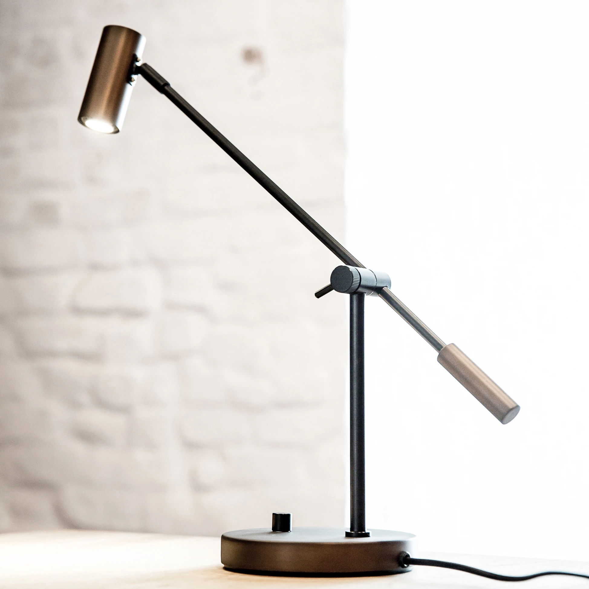 TABLE LAMPS