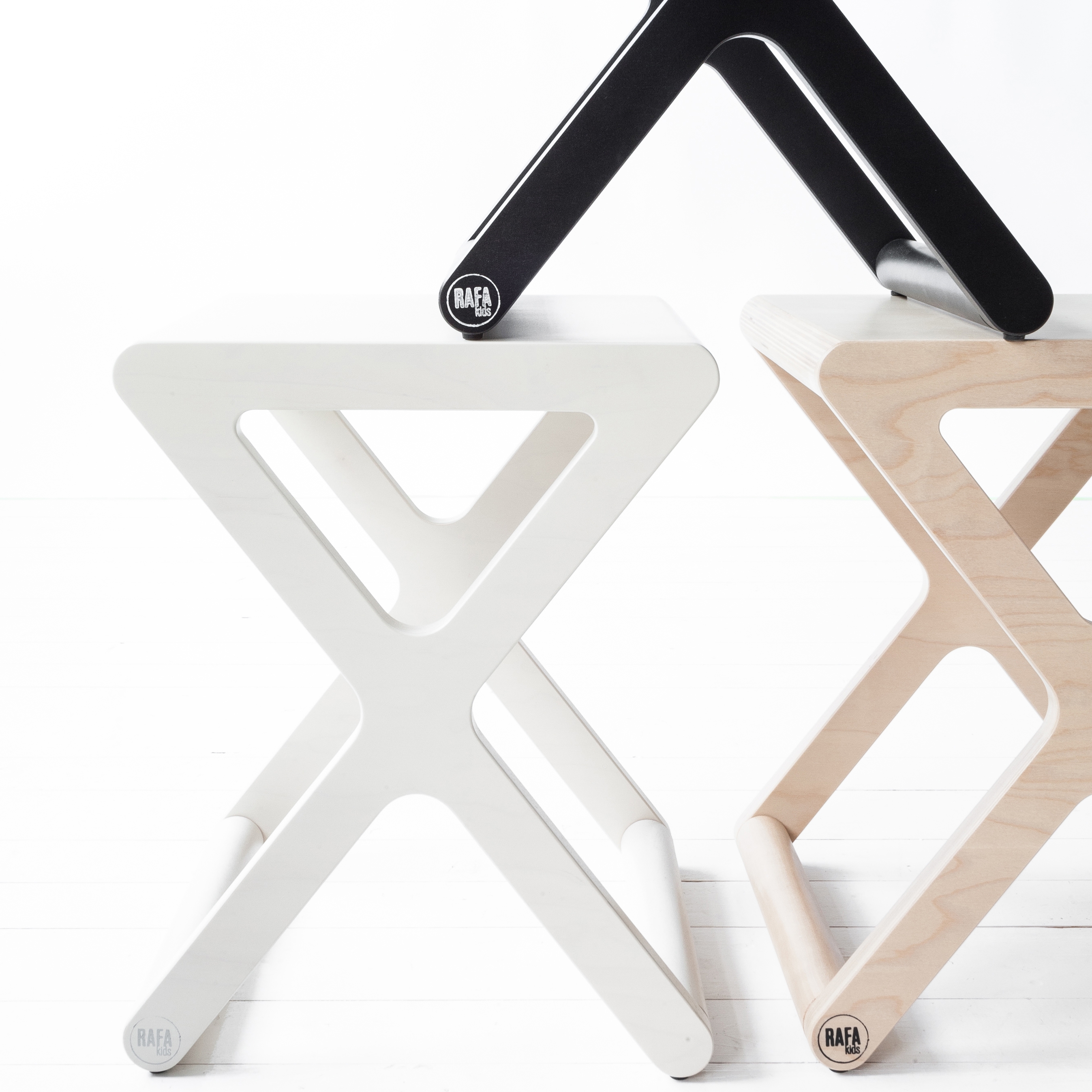STOOLS