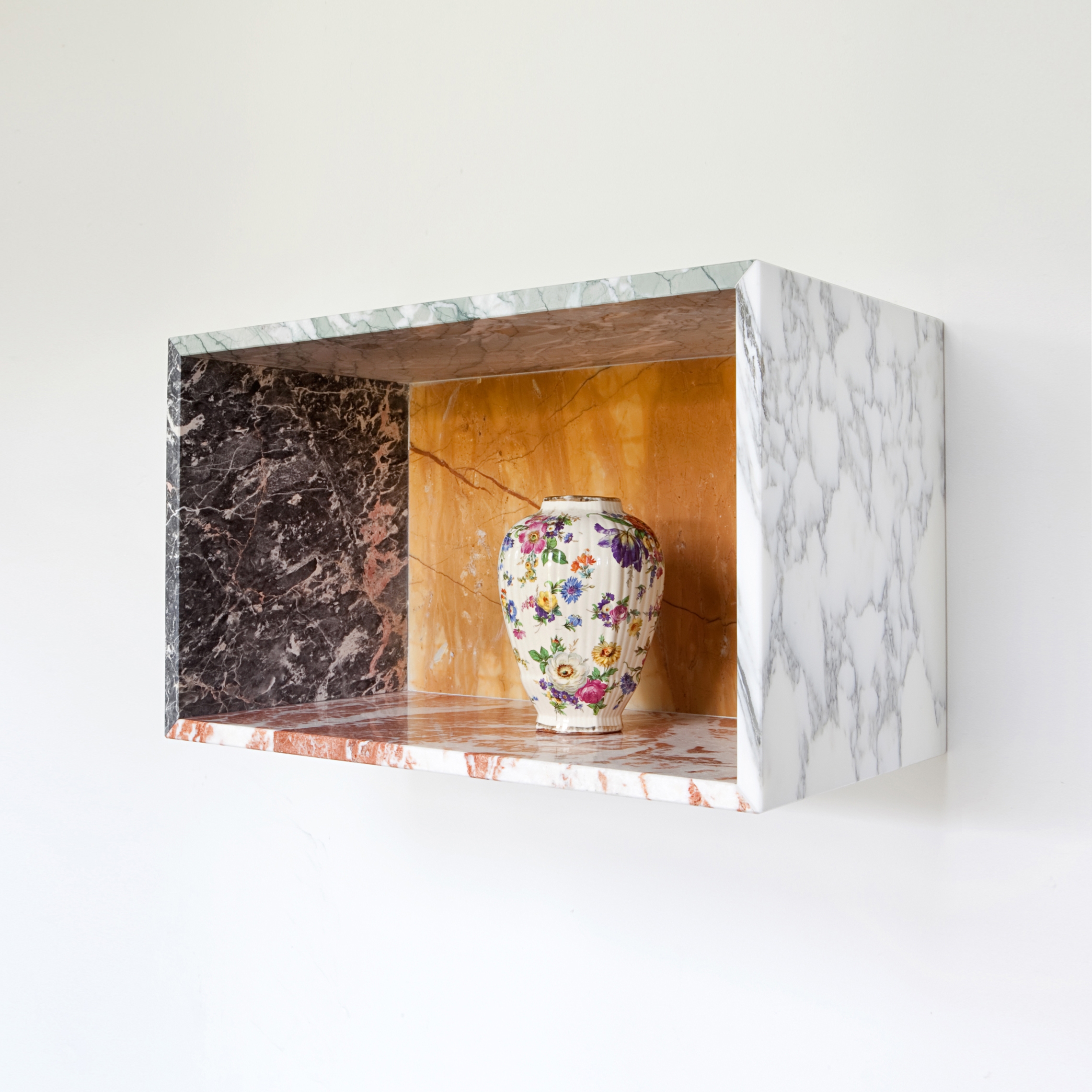 Display product Marble Box from manufacturer Van den Weghe