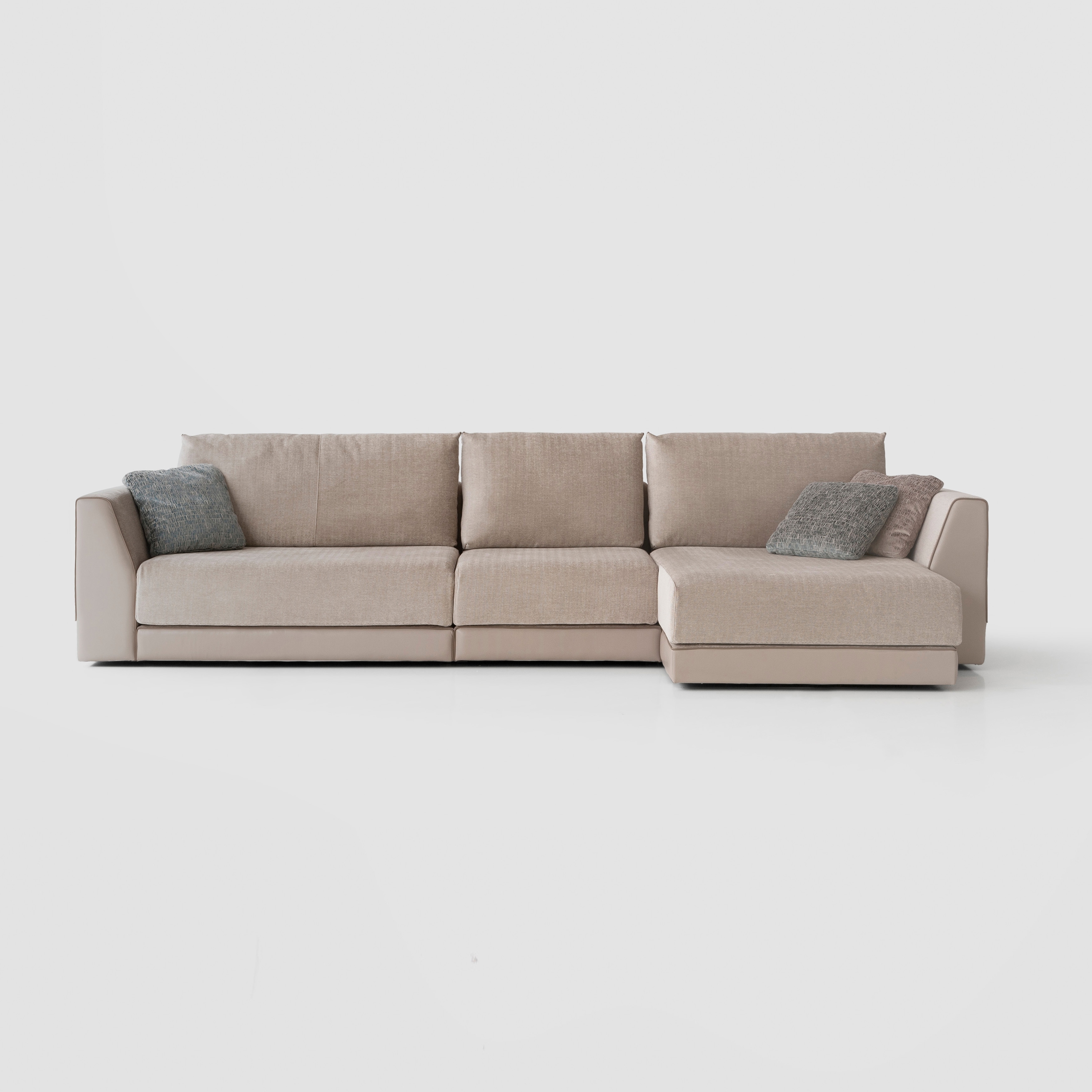 Display product 1752 sofa from manufacturer Tecni Nova