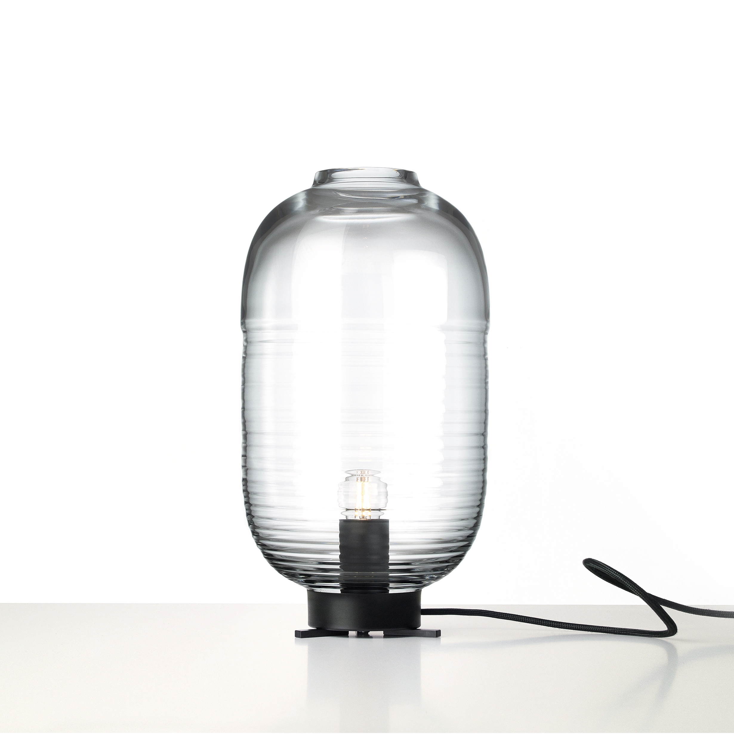 Mostra il prodotto LANTERN table lamp del produttore Bomma