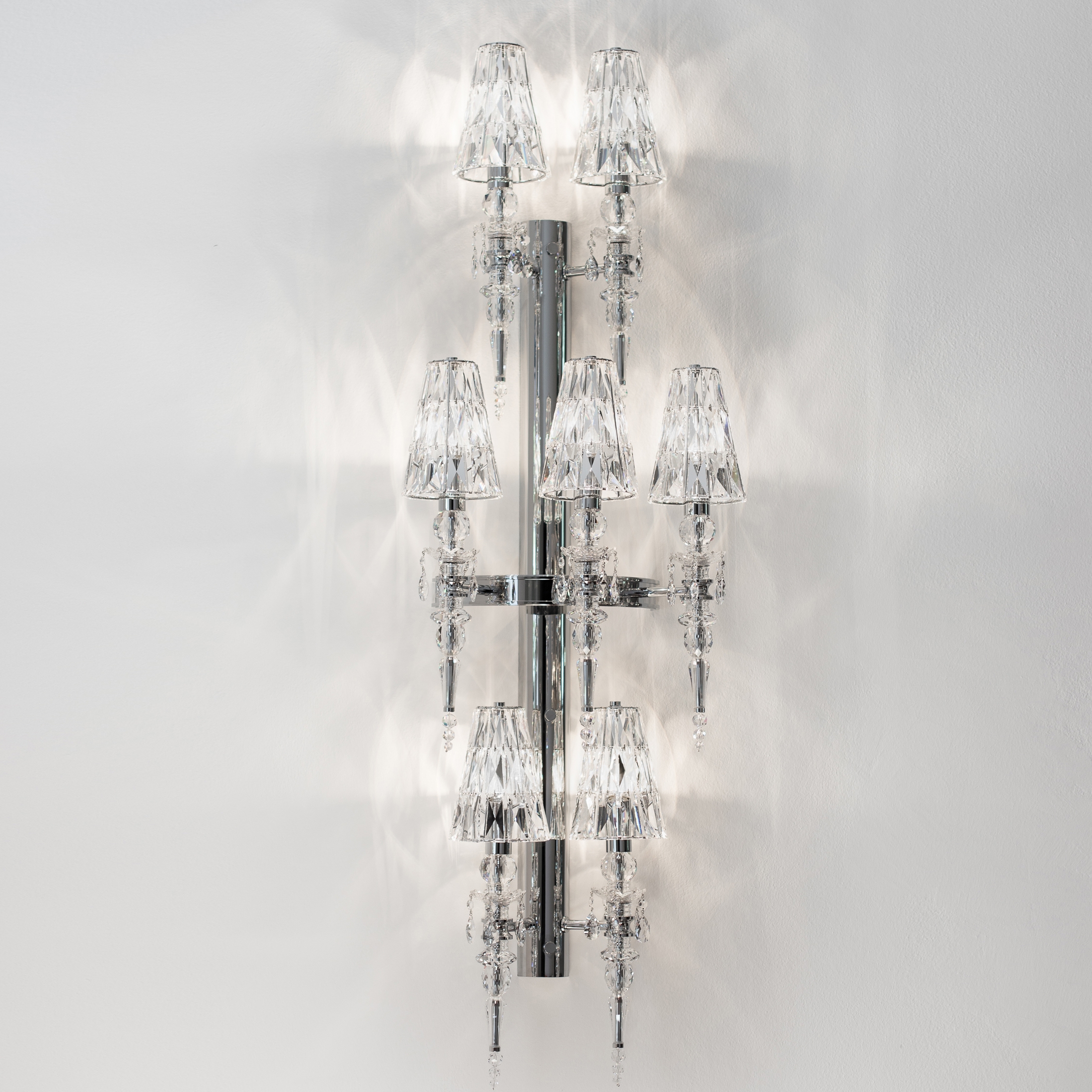 Display product Lula 7 Wall from manufacturer Windfall