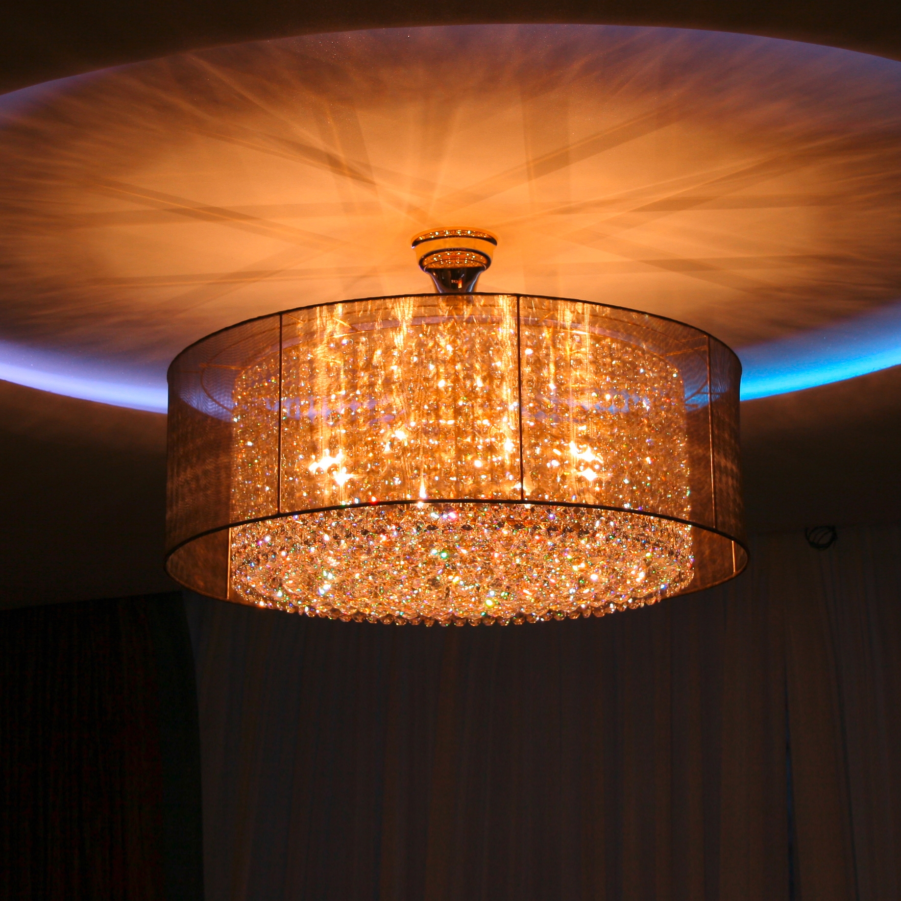 Display product Scarlett Round 90x35 with balls from manufacturer Windfall