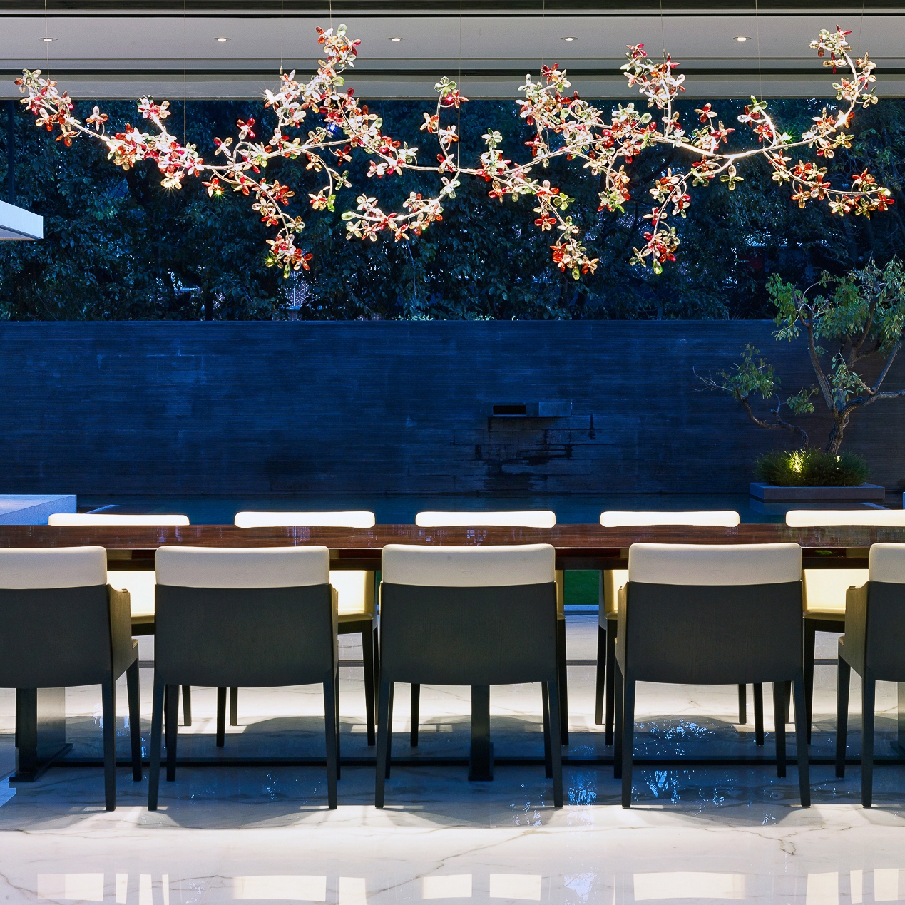 Mostra il prodotto Bespoke Chandelier "Mandala House" del produttore Windfall