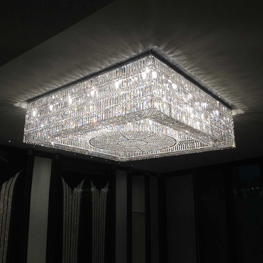 Display product Bespoke Chandelier "Hyde Park One" from manufacturer Windfall