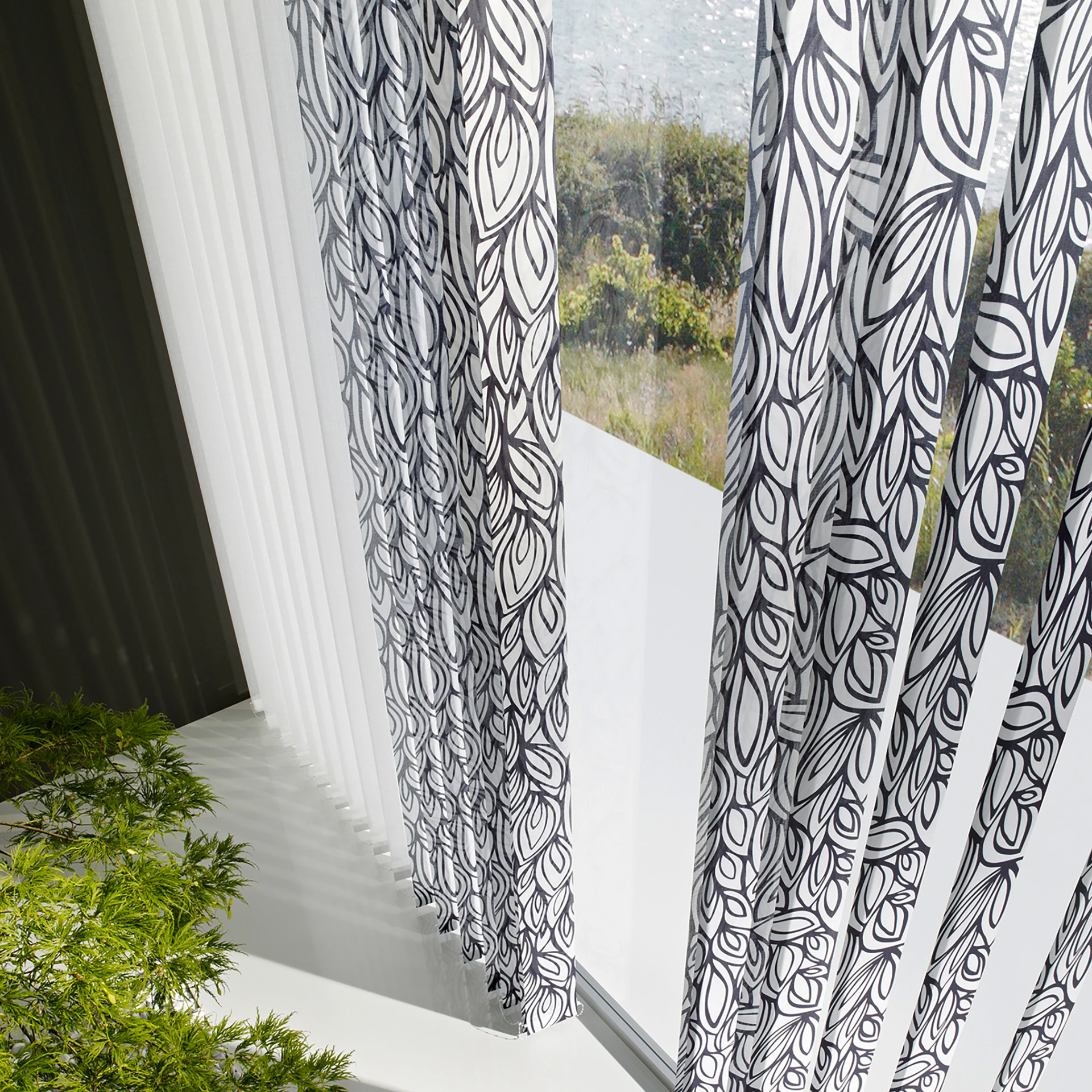 SONNENSCHUTZ FÜR BESONDERE FENSTERFORMEN