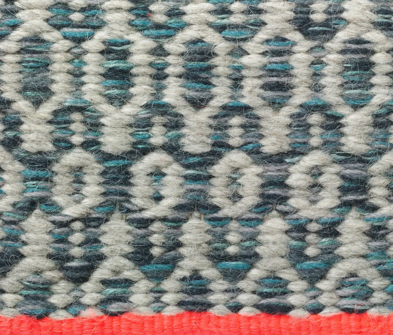 Ogeborg - Handwoven Flourescent Ending