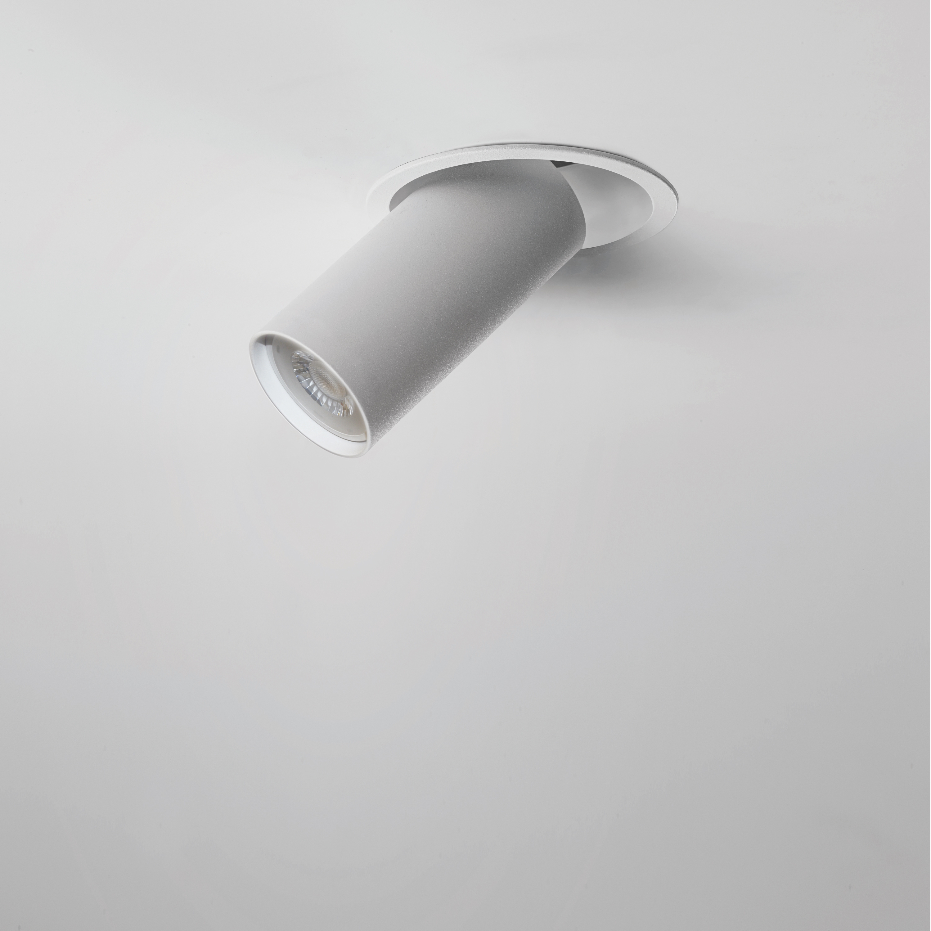 Produkt Newton Spot Easy 230 V - GU10 des Herstellers EGOLUCE anzeigen