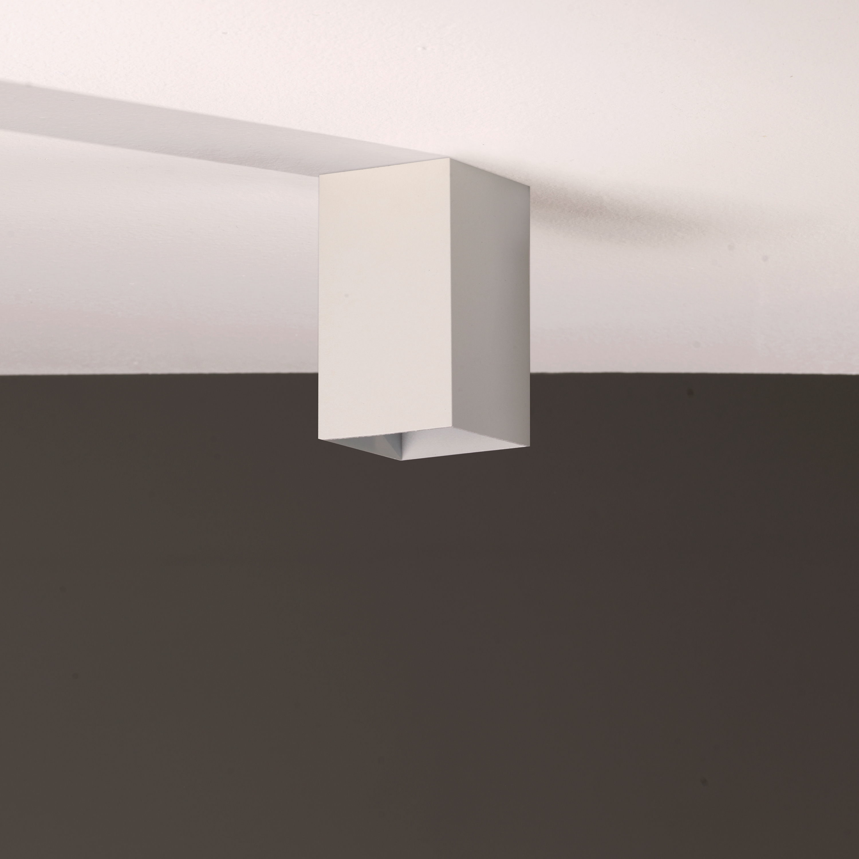 Display product Egokube from manufacturer EGOLUCE