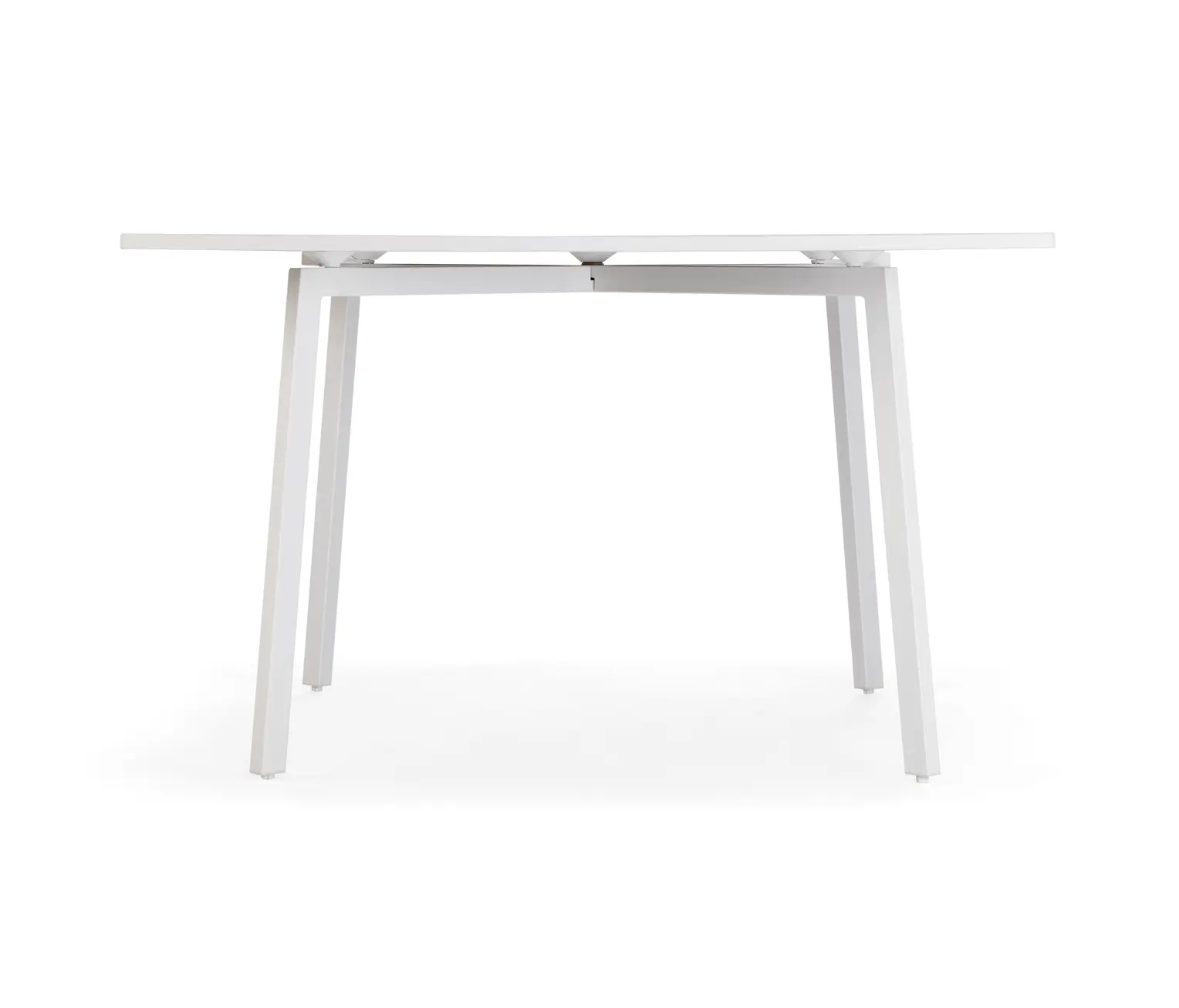 Leland International - Fast Table