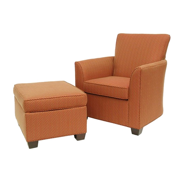 Mostra il prodotto Lounge Chair with Poof del produttore BK Barrit