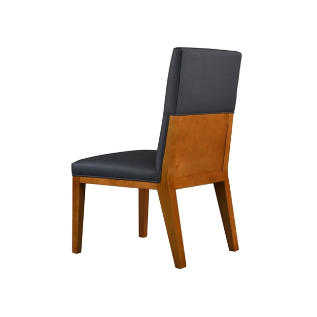 Mostra il prodotto Wood Dining Chair del produttore BK Barrit