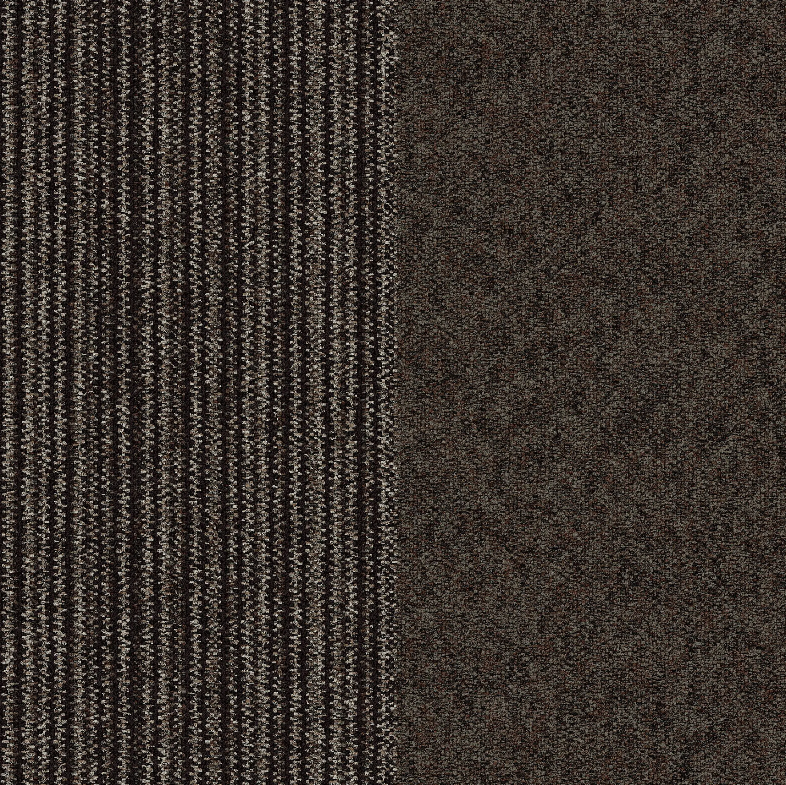 Interface USA - World Woven - ShadowBox Loop Brown variation 1