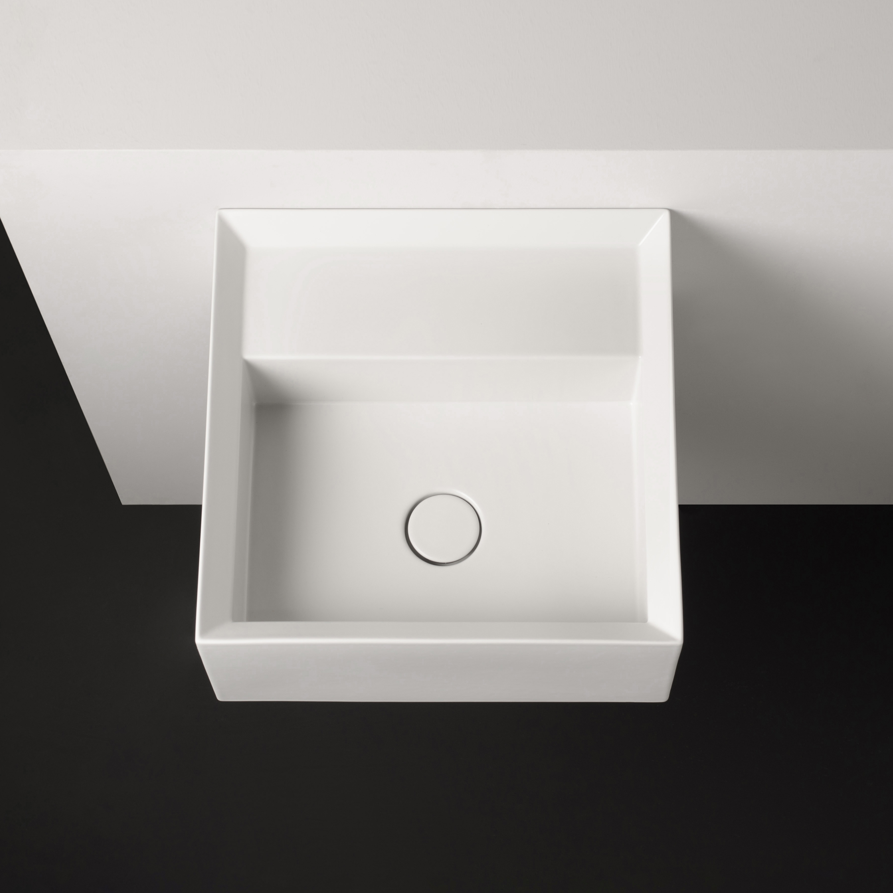 Produkt Cut Sink | 45 x 45 h20 des Herstellers Valdama anzeigen