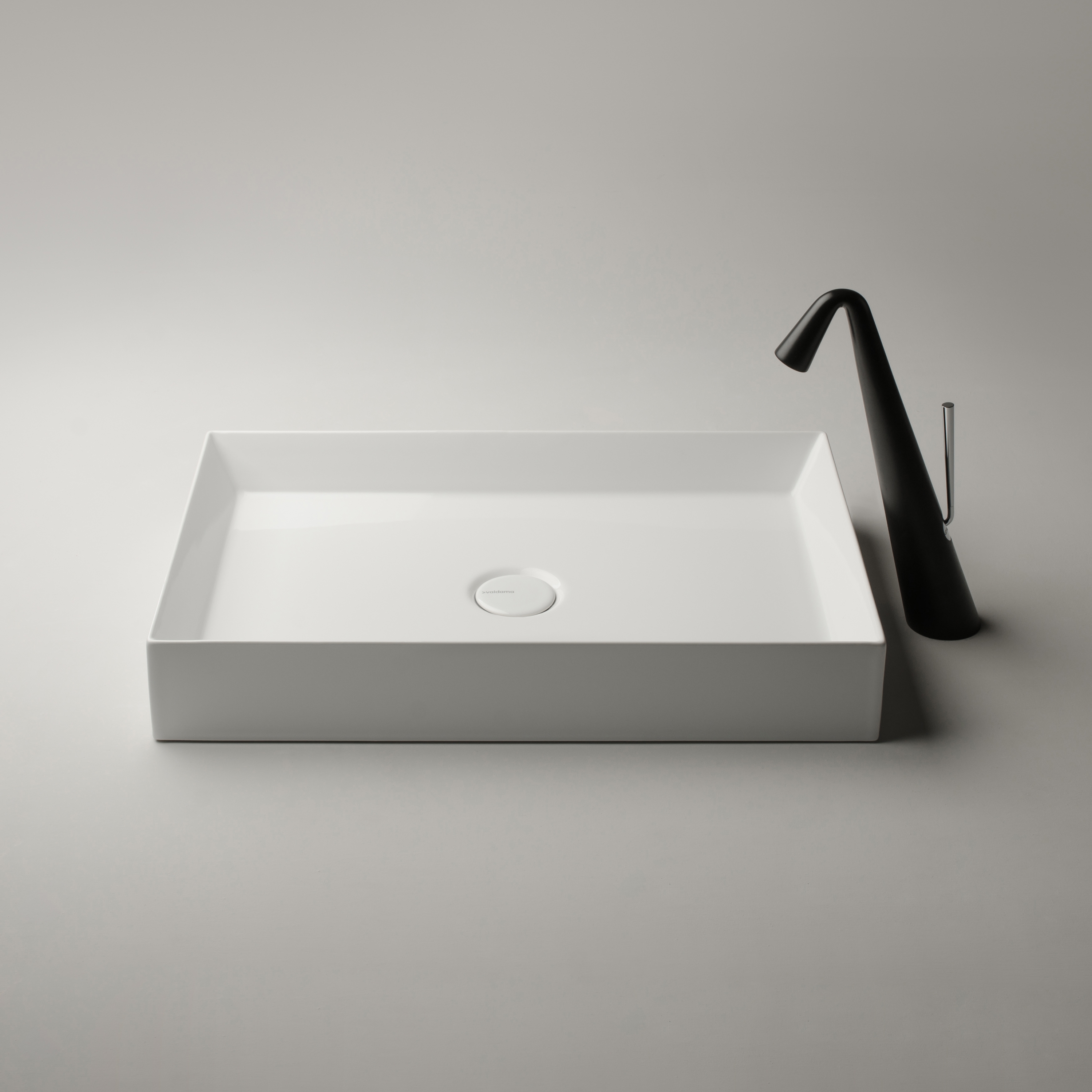 Produkt Track Sink | 60 x 38 h12 des Herstellers Valdama anzeigen