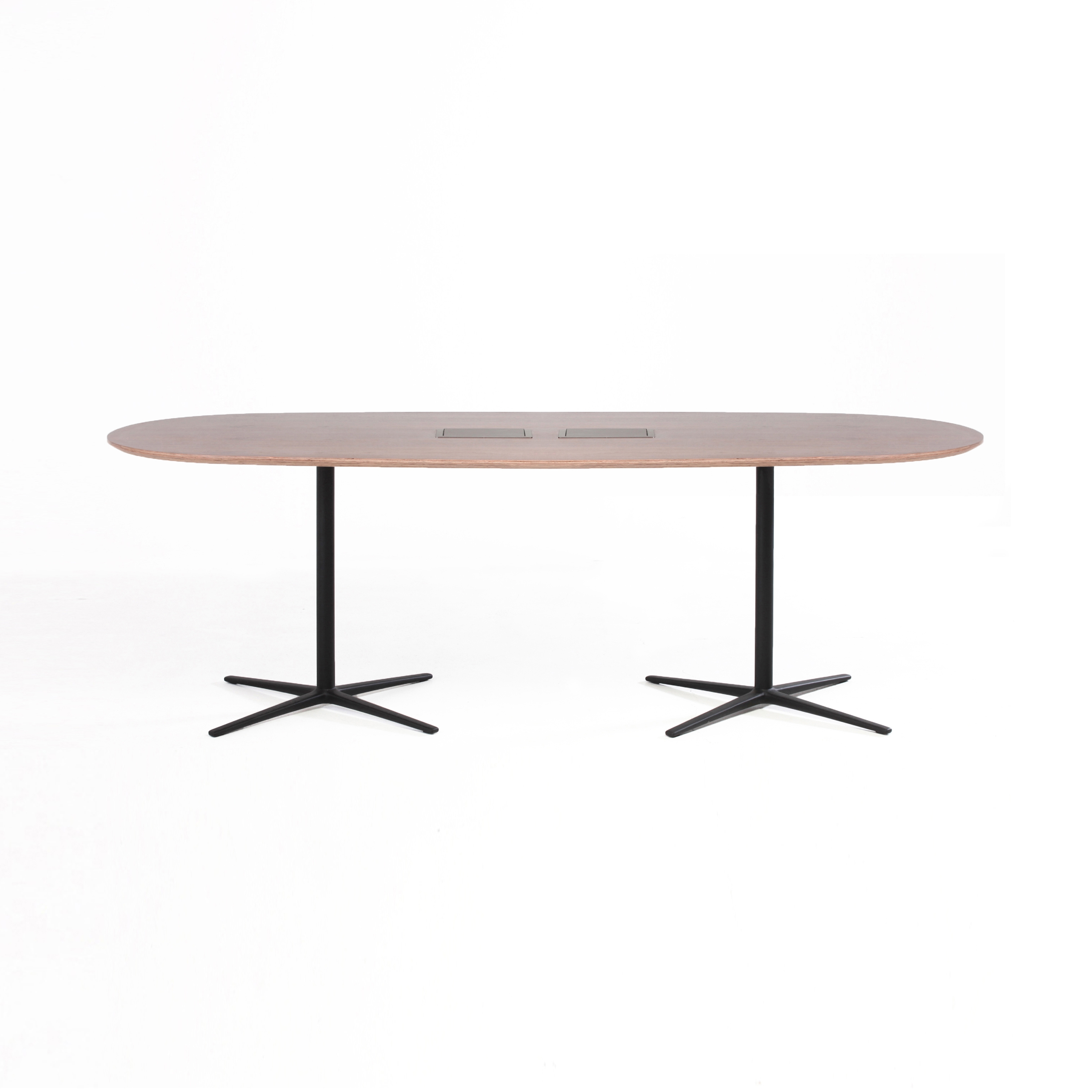 Mostra il prodotto Partnership Conference table del produttore PlyDesign