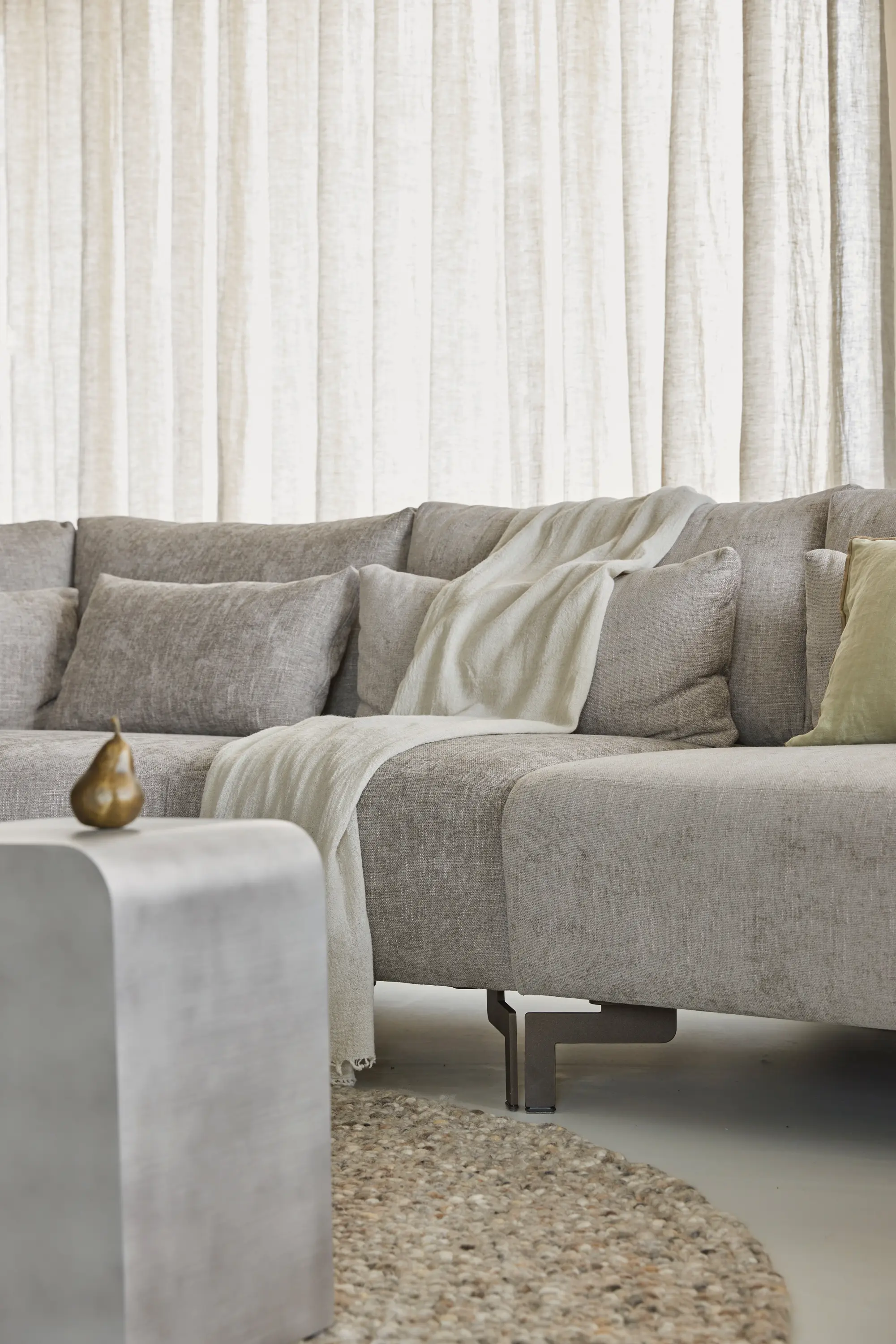 QLiv - Mitchell Coffee Table
