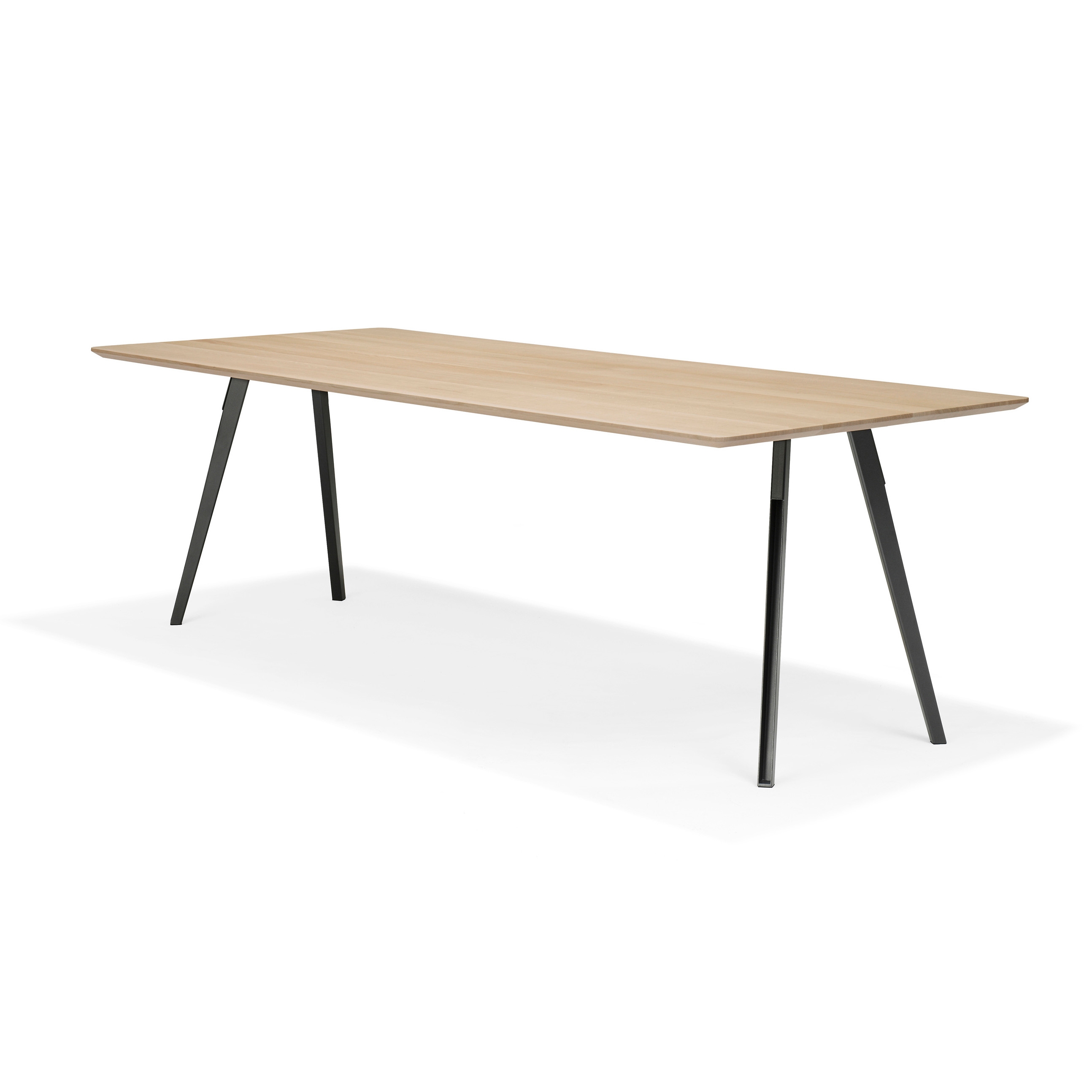 Mostra il prodotto On Top Dining Table, Rectangular del produttore QLiv