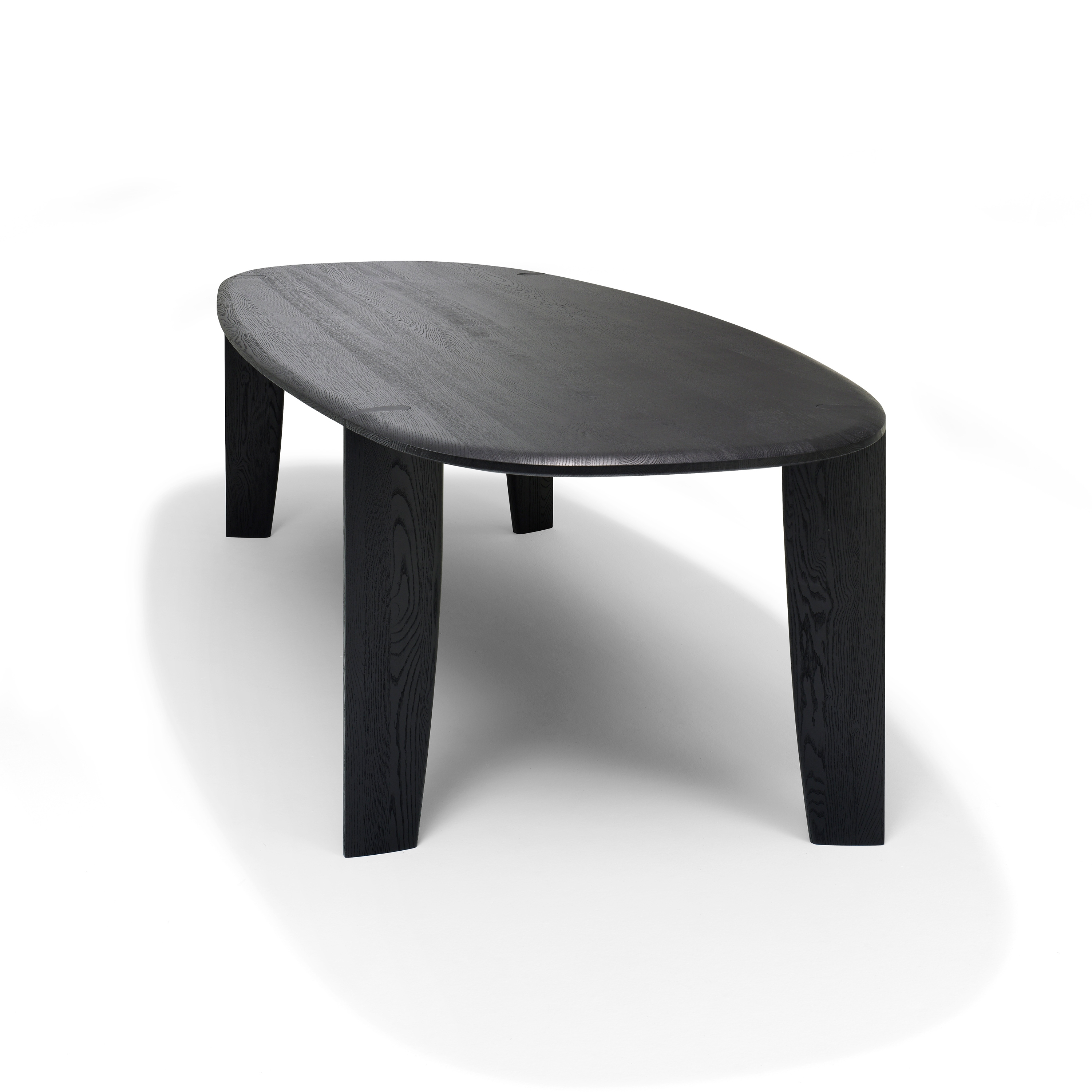 Produkt Mitchell stone oval Table des Herstellers QLiv anzeigen