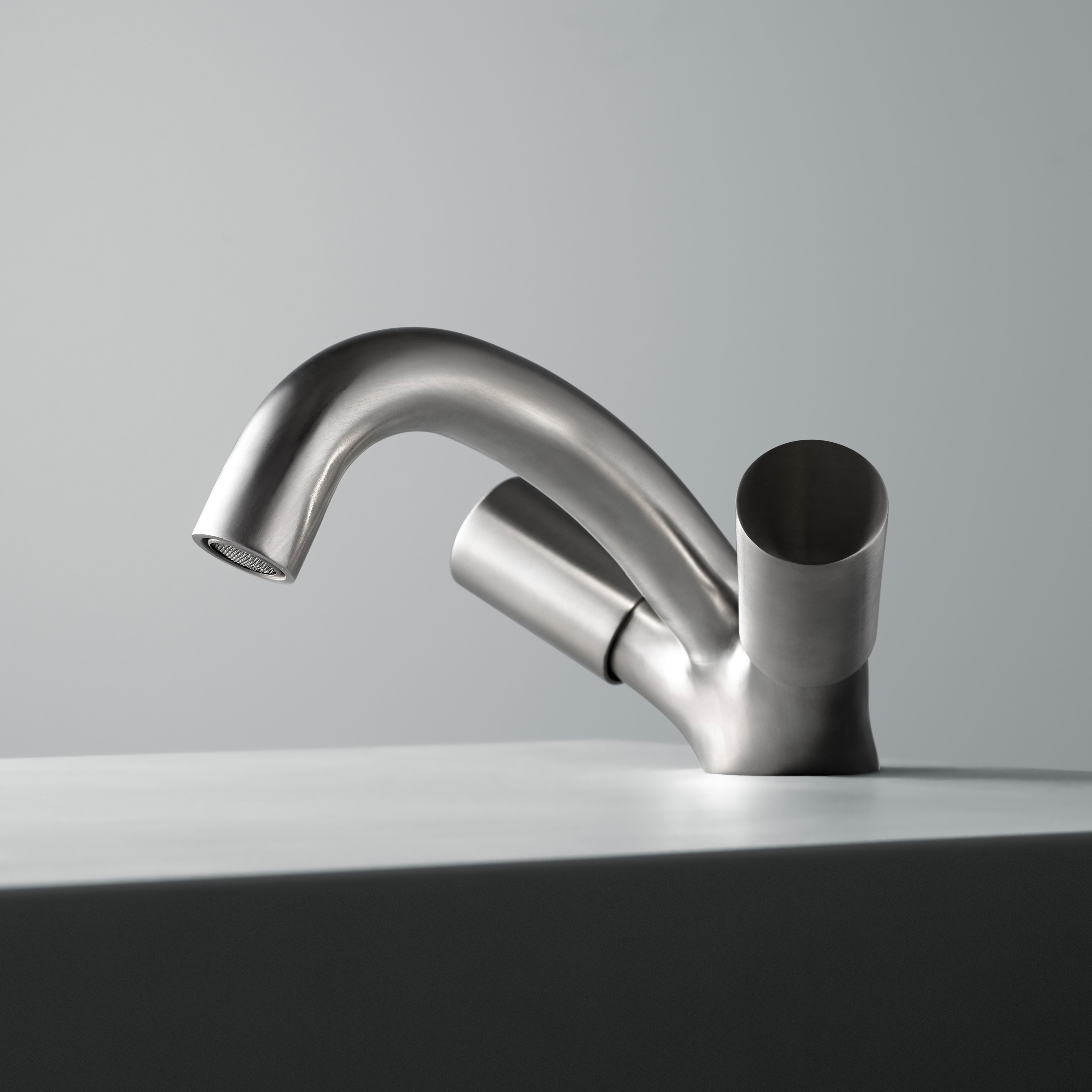 Produkt Ono | Stainless steel Deck mounted tap des Herstellers Quadrodesign anzeigen