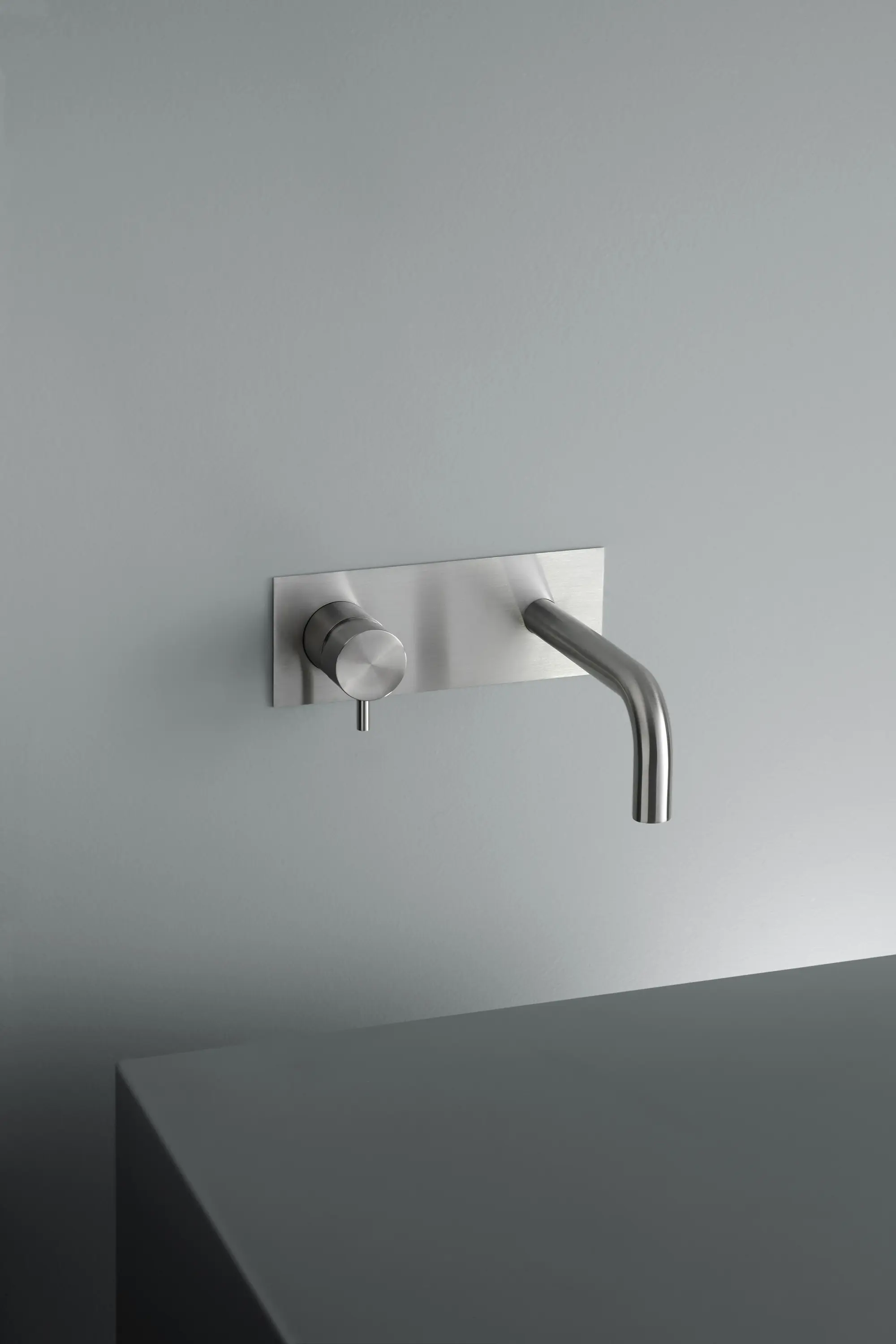 Quadrodesign - Ottavo | Stainless steel Wall mounted mixer with spout