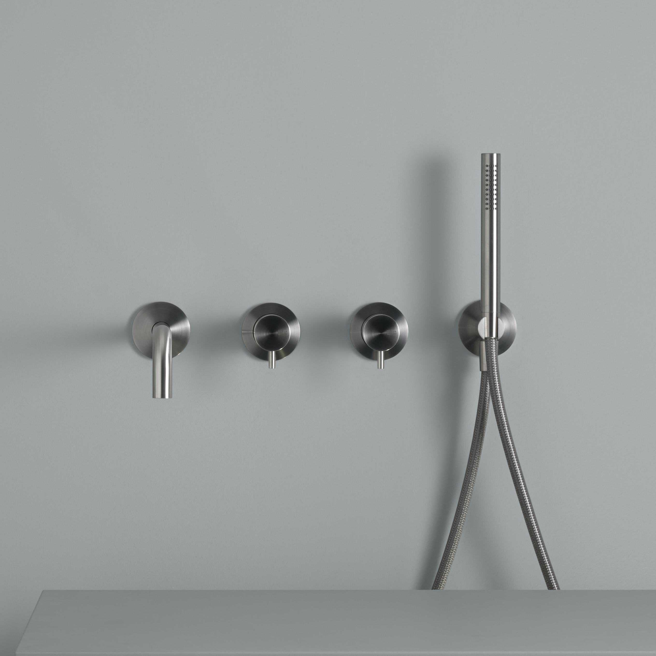 Display product Ottavo | Stainless steel Wall mounted mixer set with hand shower and spout from manufacturer Quadrodesign