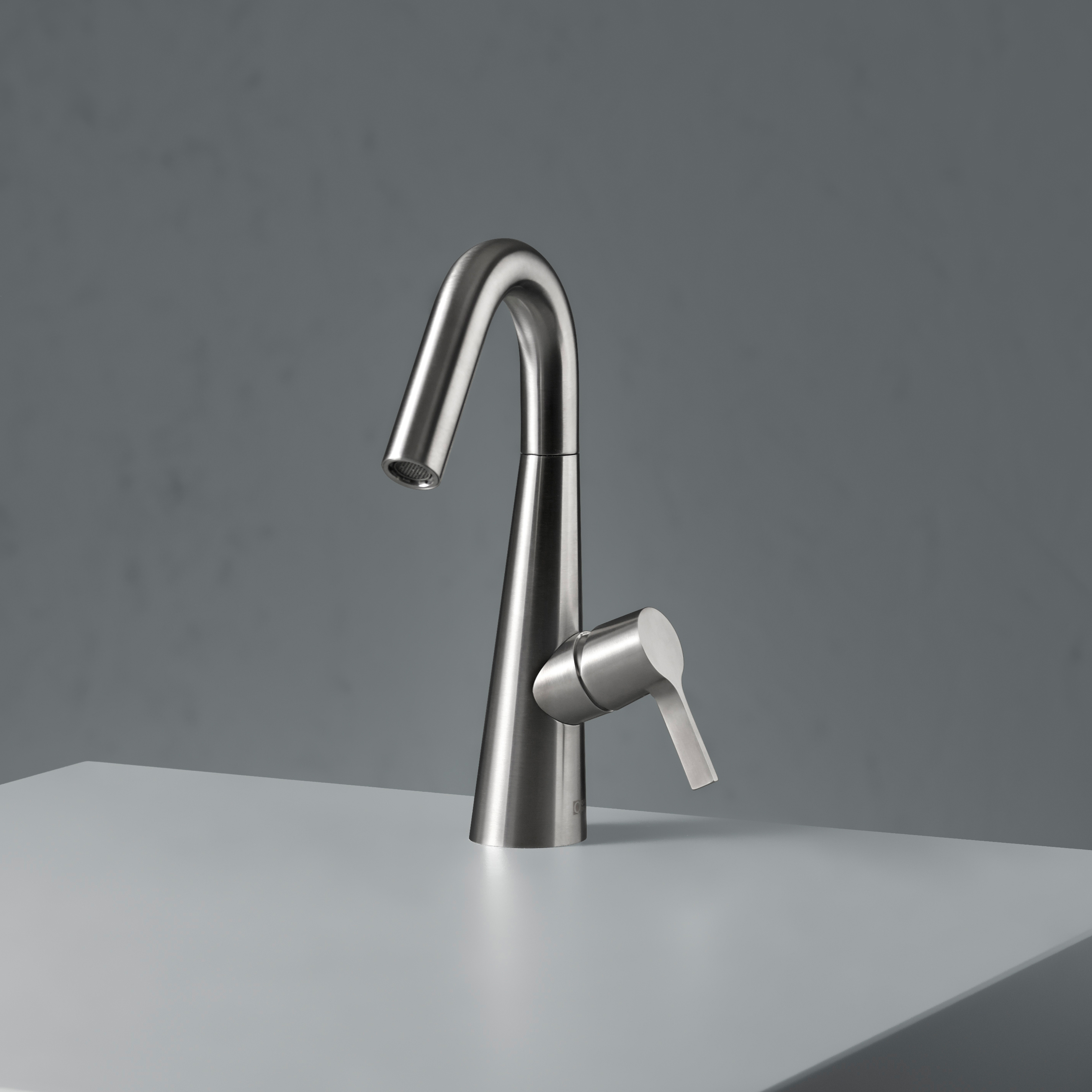 Afficher le produit Volcano | Stainless steel Deck mounted mixer du fabricant Quadrodesign