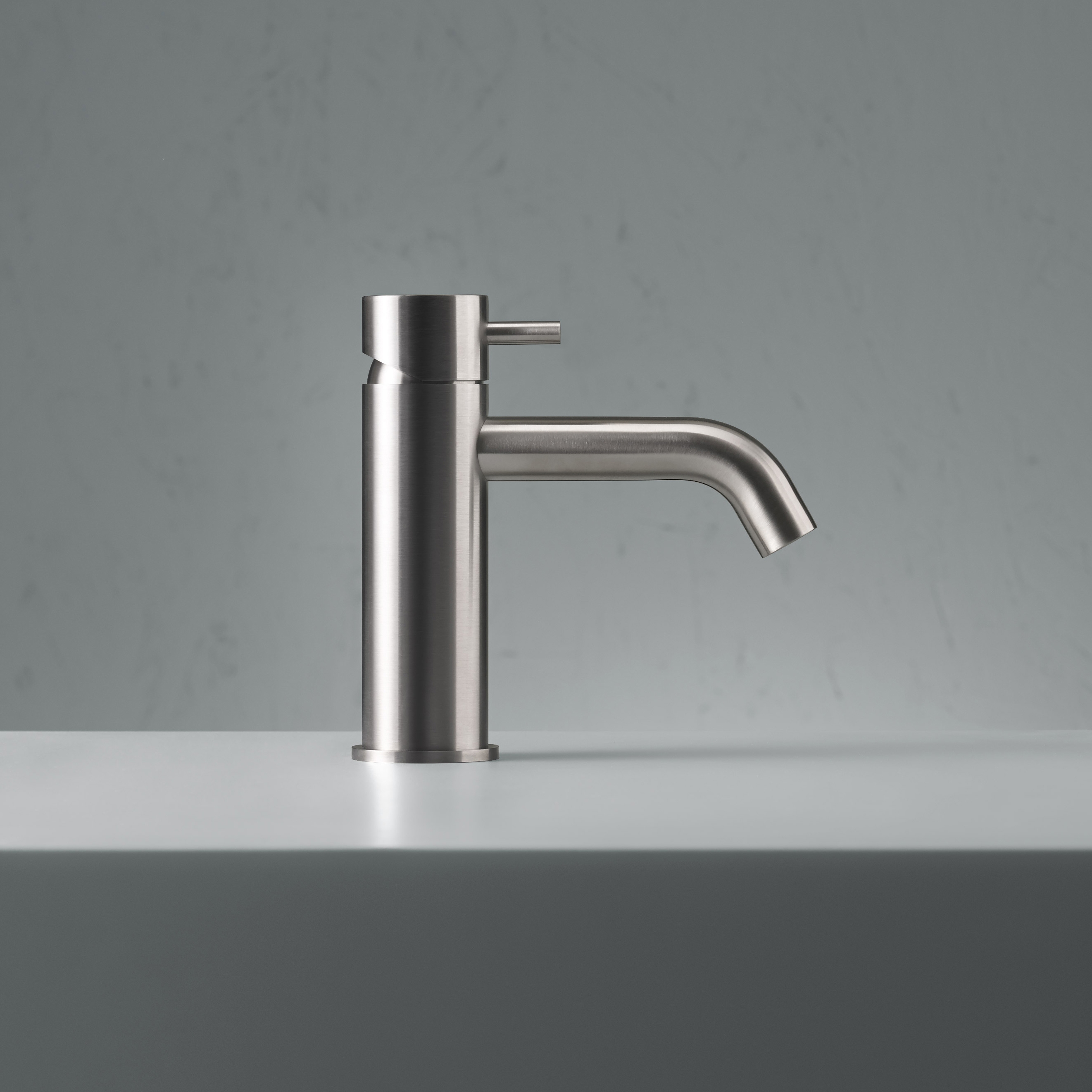 Display product Source | Stainless steel Deck mounted mixer from manufacturer Quadrodesign