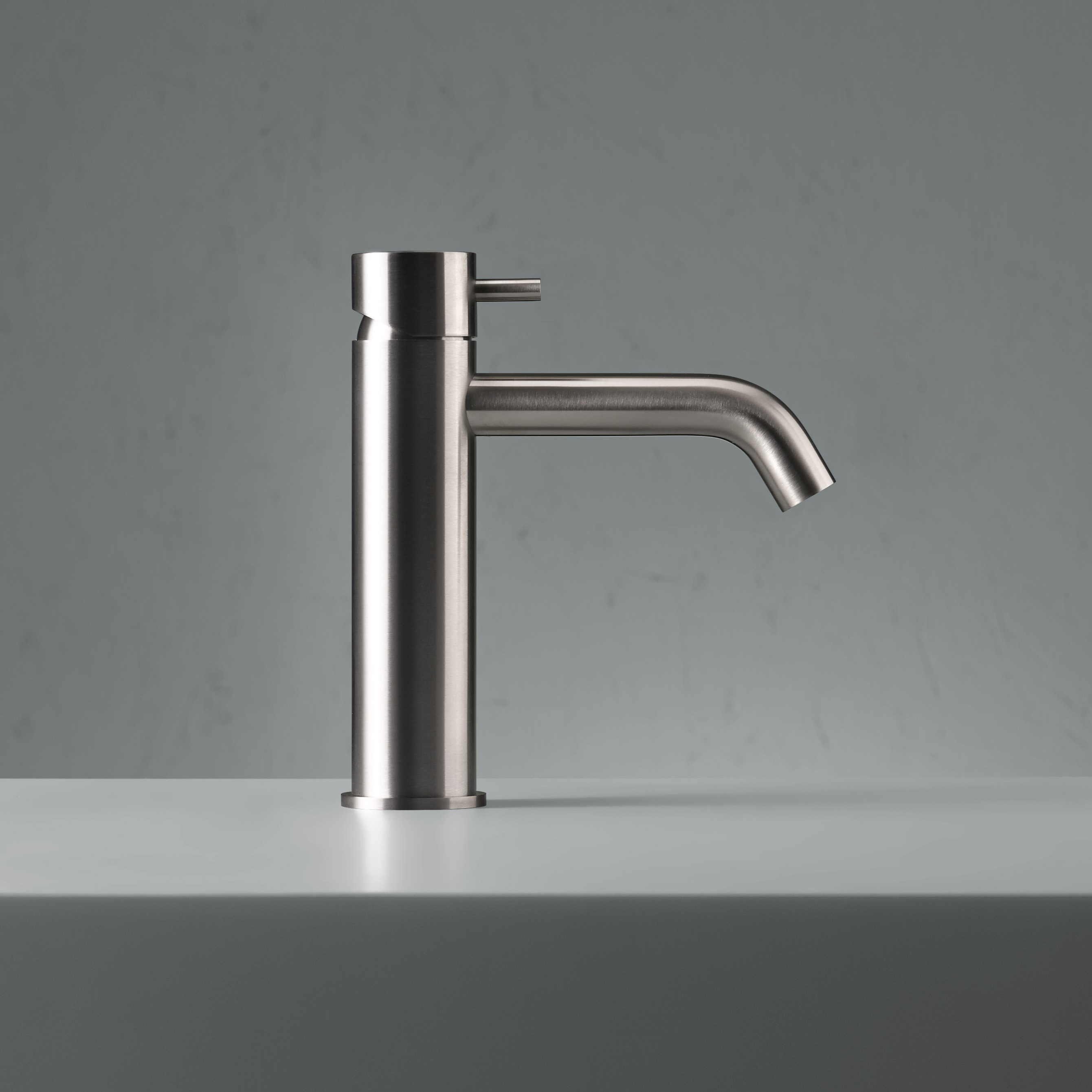 Display product Source | Stainless steel Deck mounted mixer from manufacturer Quadrodesign