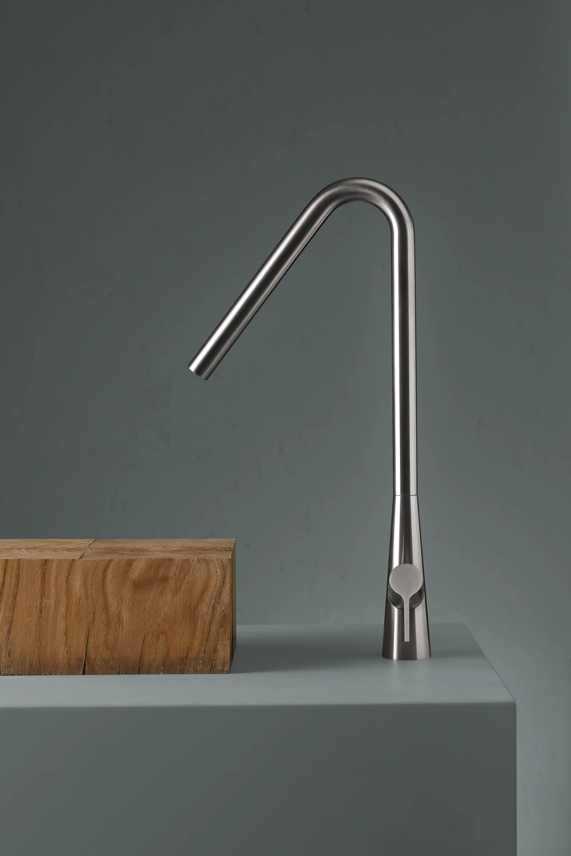 Quadrodesign - Kitchen Inox | Stainless steel AISI316L Kitchen sink mixer with swivelspout.
