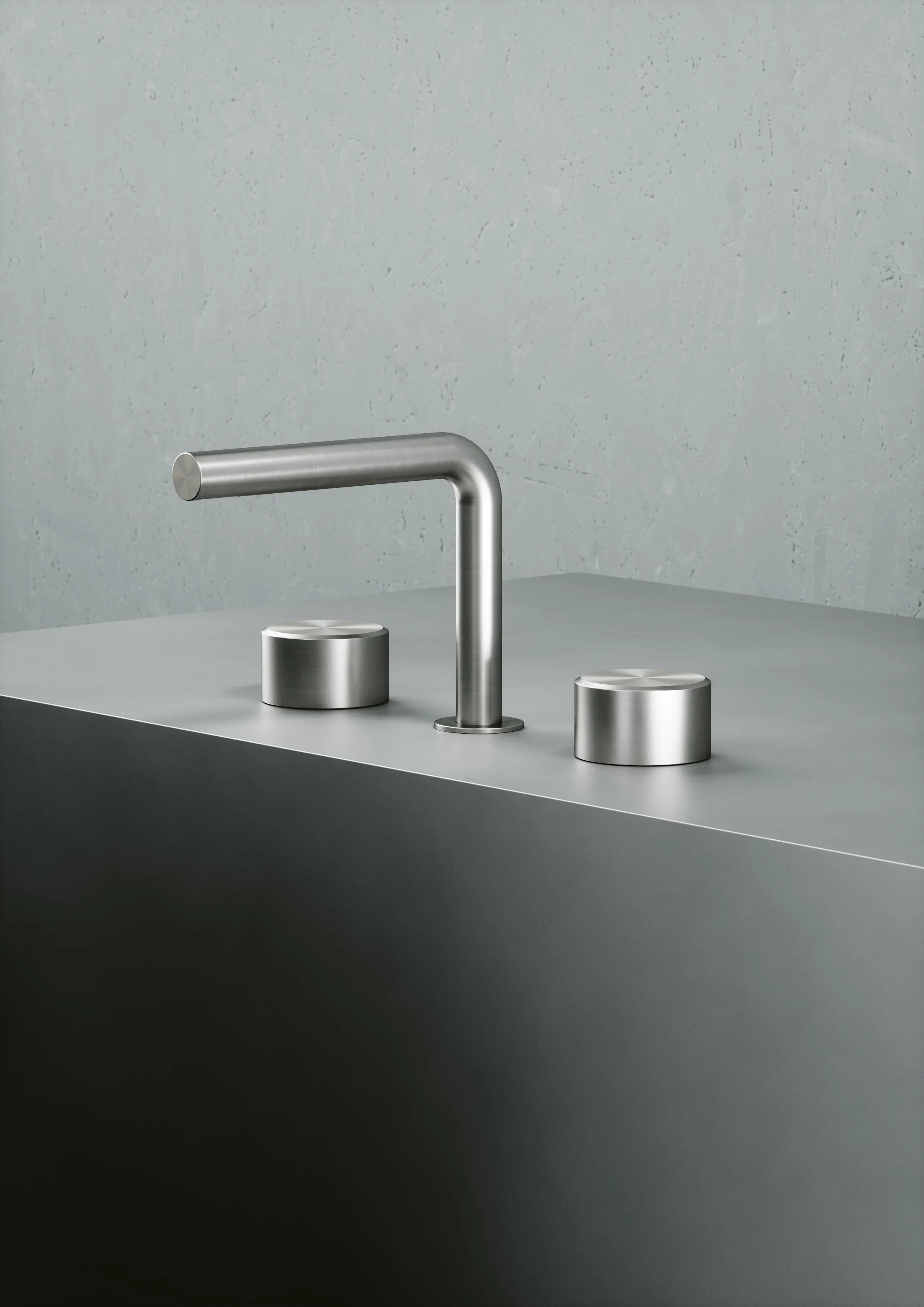 Quadrodesign - Stereo | Stainless steel Three hole tap with swivelling spout and hydroprogressive mixer with handshower kit