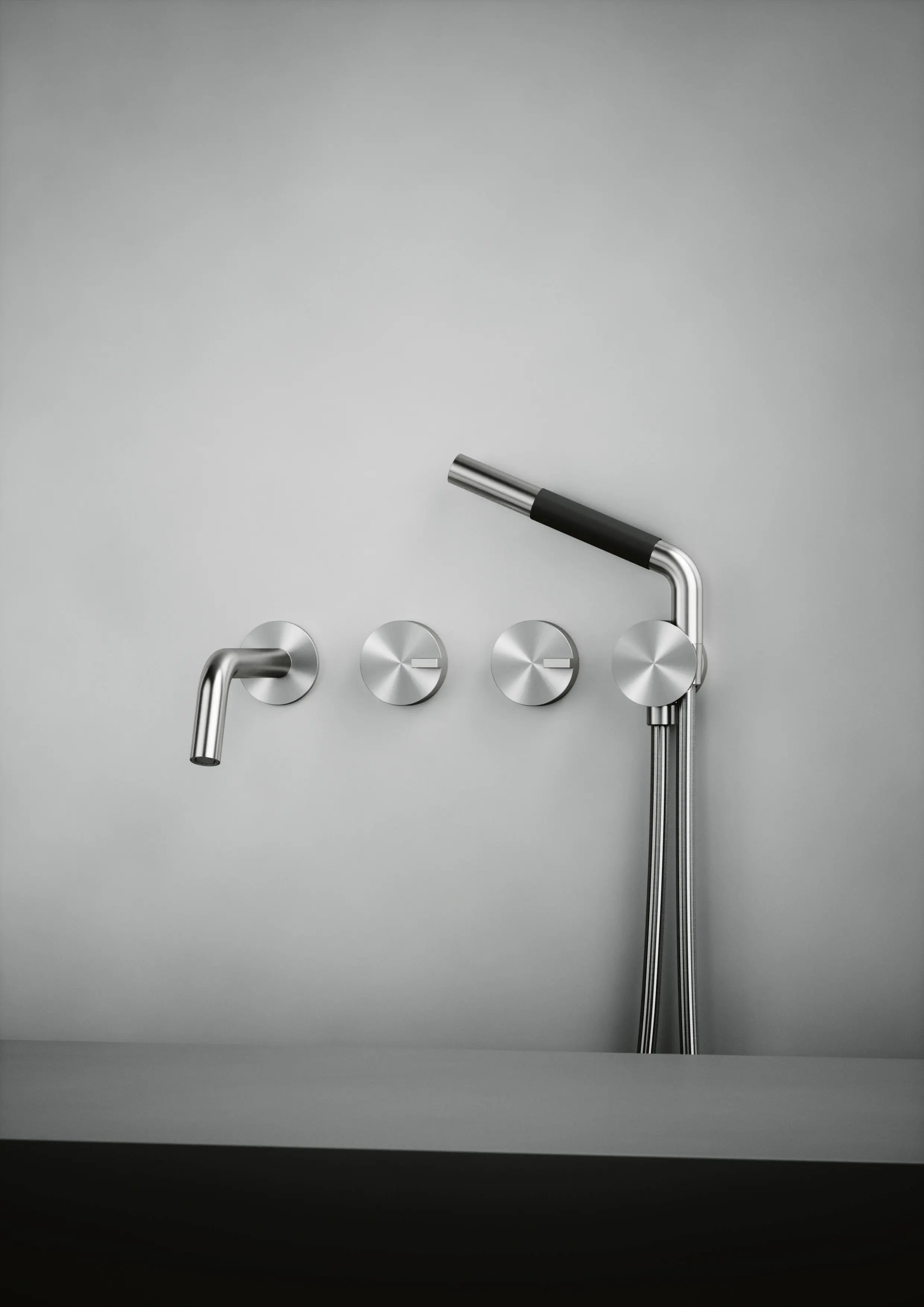 Quadrodesign - Q | 2 hydroprogressive Wandmischer für Badewanne mit Auslauf und Handbrause