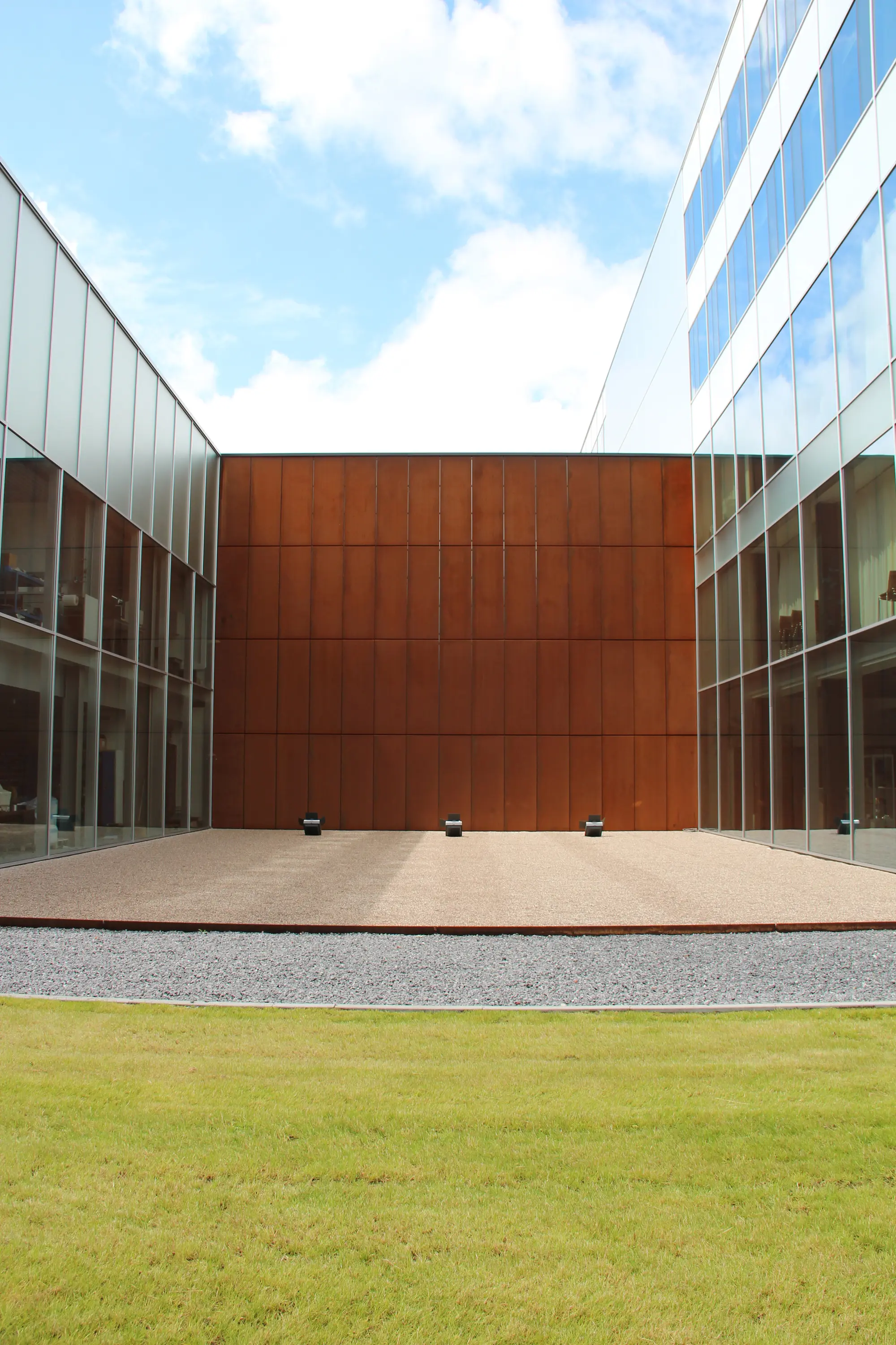 ArcelorMittal - Indaten® metal sheet in weathering steel