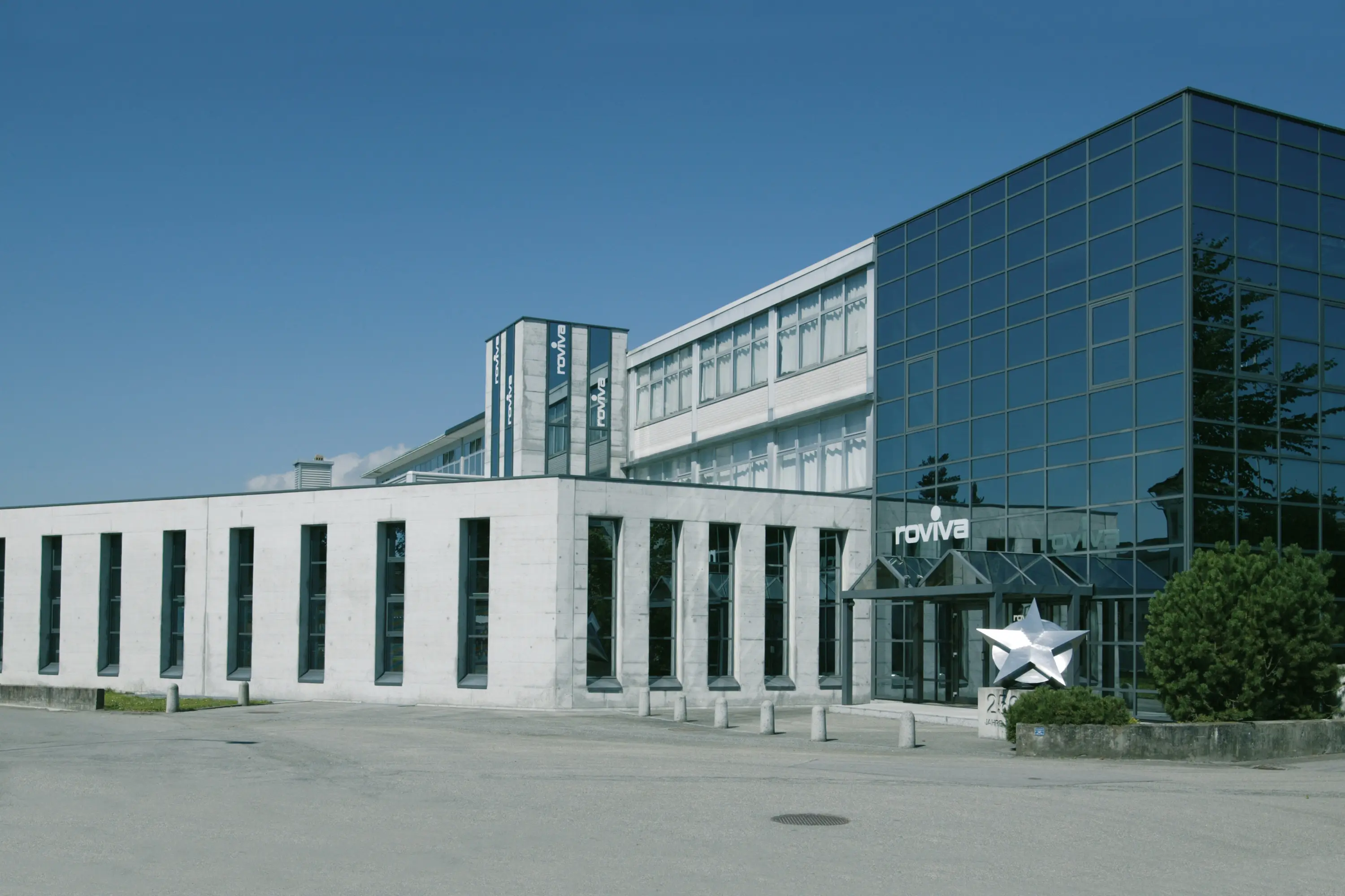 Gallery slide image