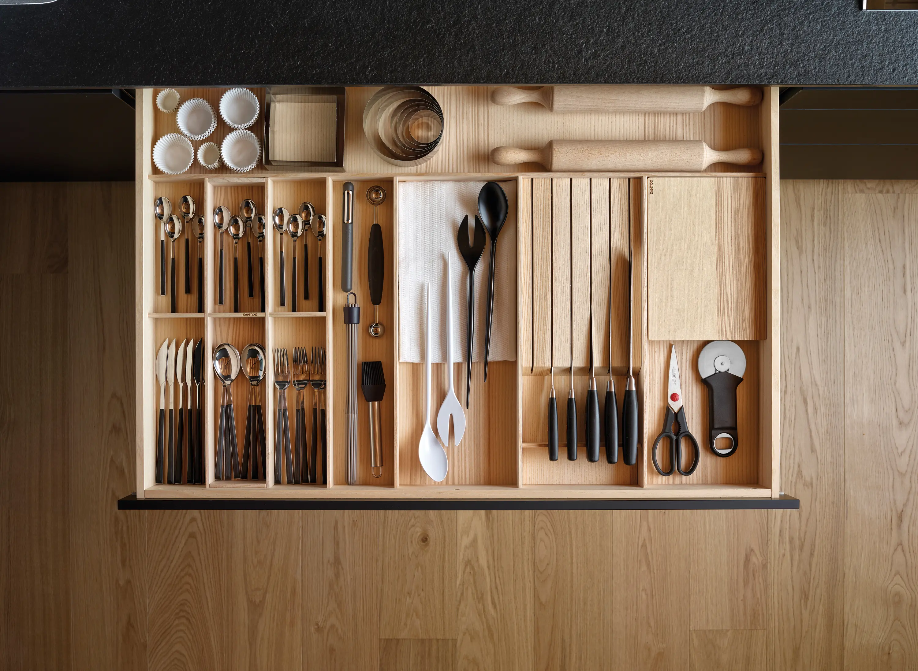 Santos - FINE Wood top drawer