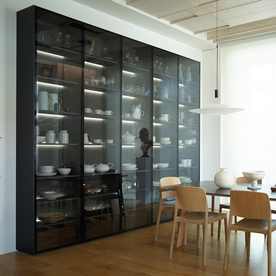 Mostra il prodotto Glass door unit del produttore Santos