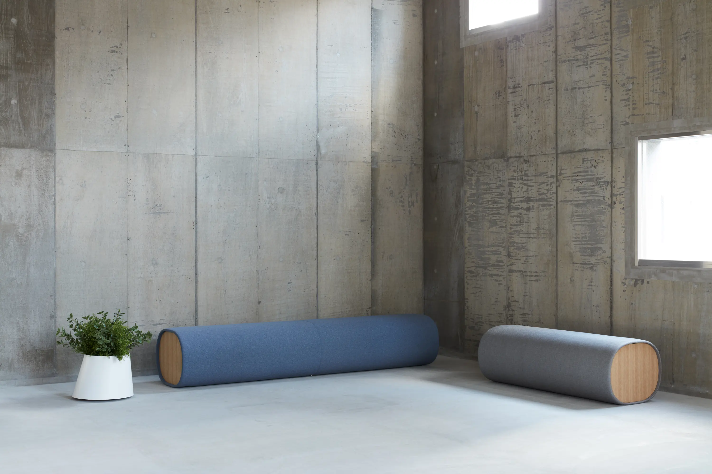 By interiors inc. - MAKI | Bench