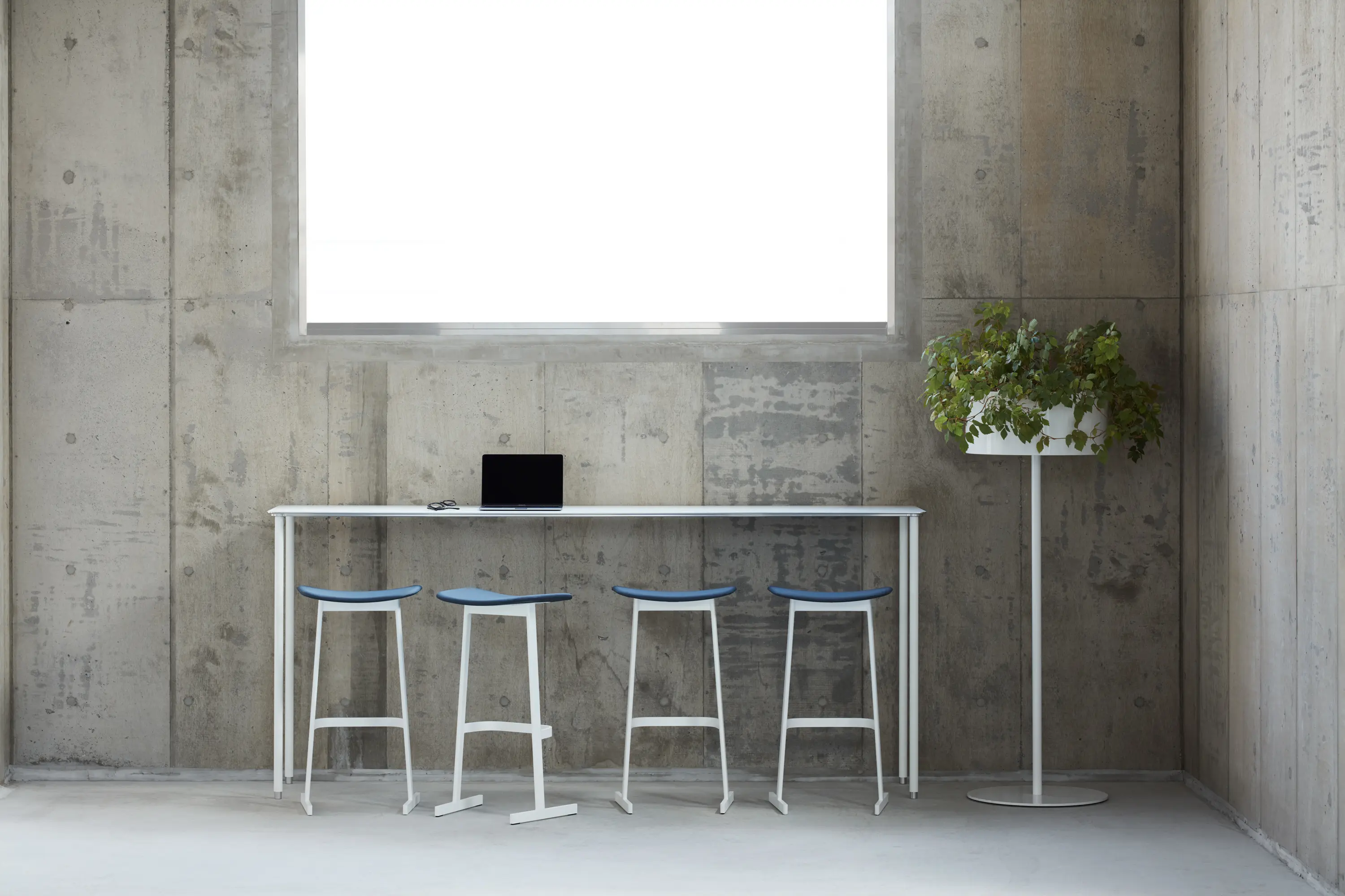 By interiors inc. - XT | Stool
