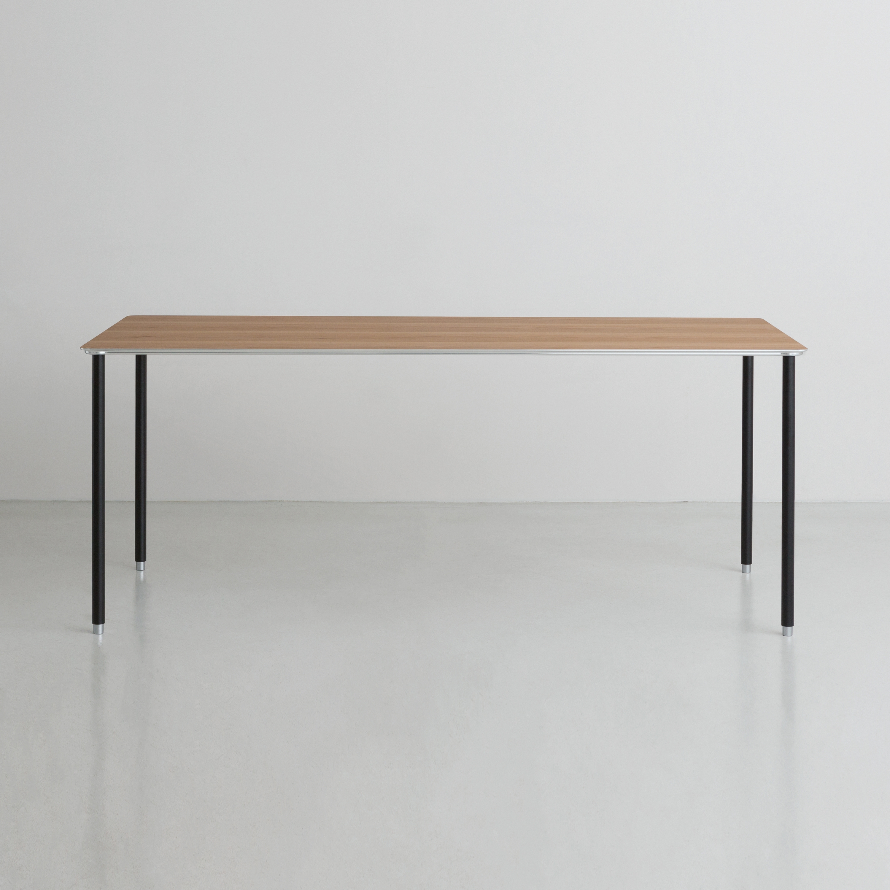 Mostrar el producto TEE | table del fabricante By interiors inc.